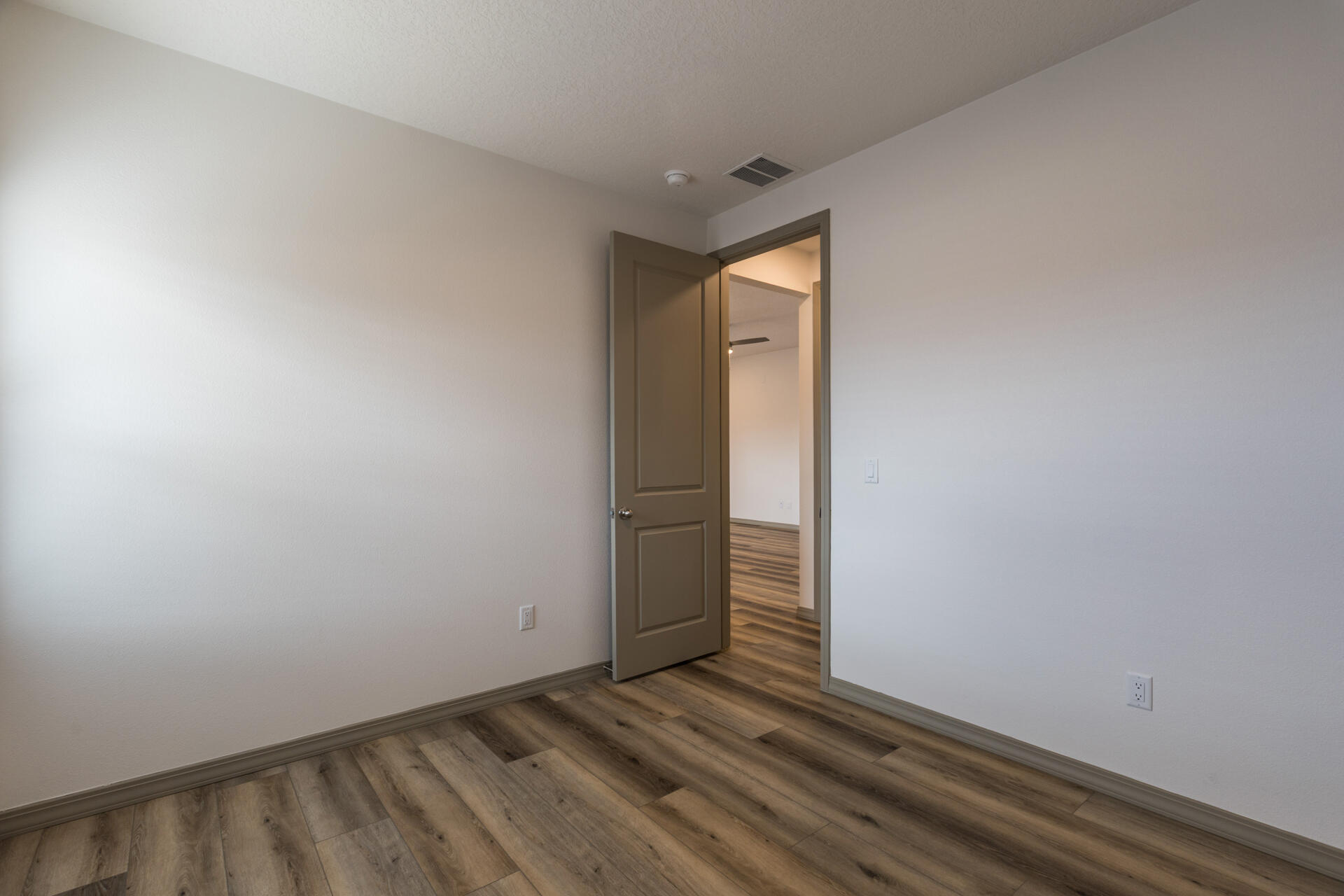 Photo 6 — 4513 Olivia Drive
