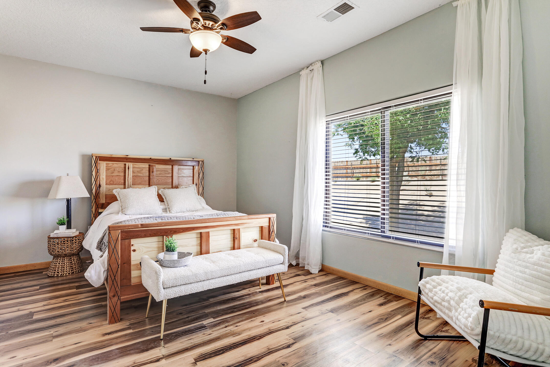 Photo 14 — 508 Albor Circle NE