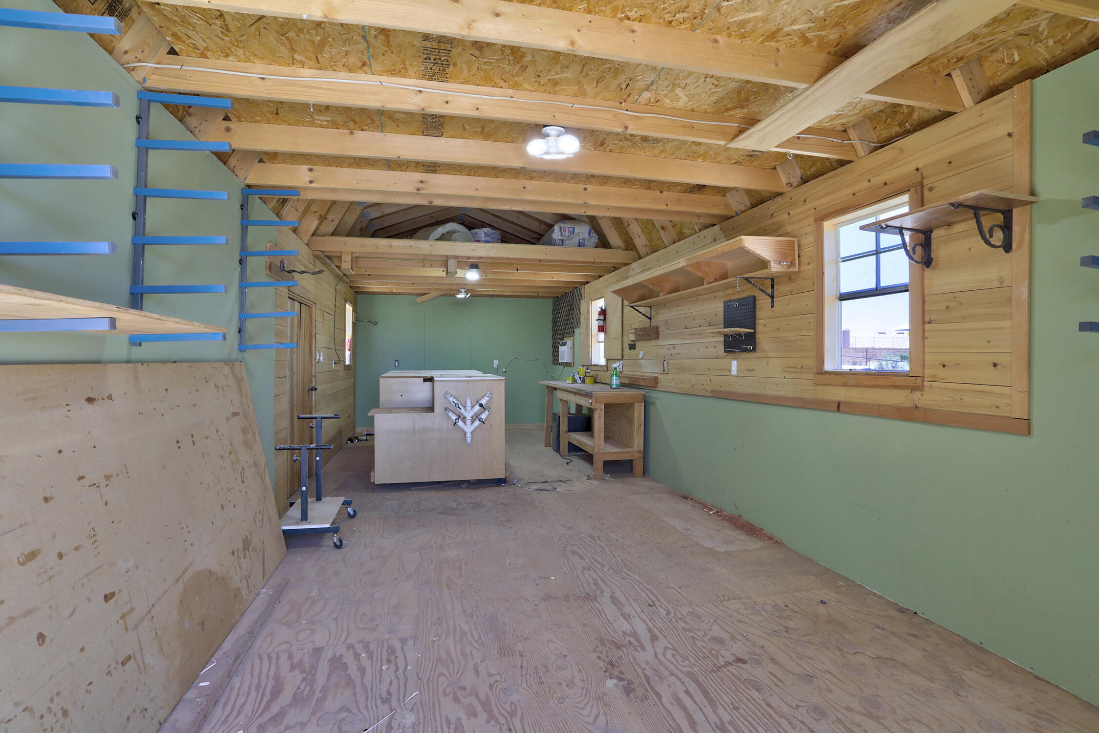 Photo 2 — 508 Albor Circle NE