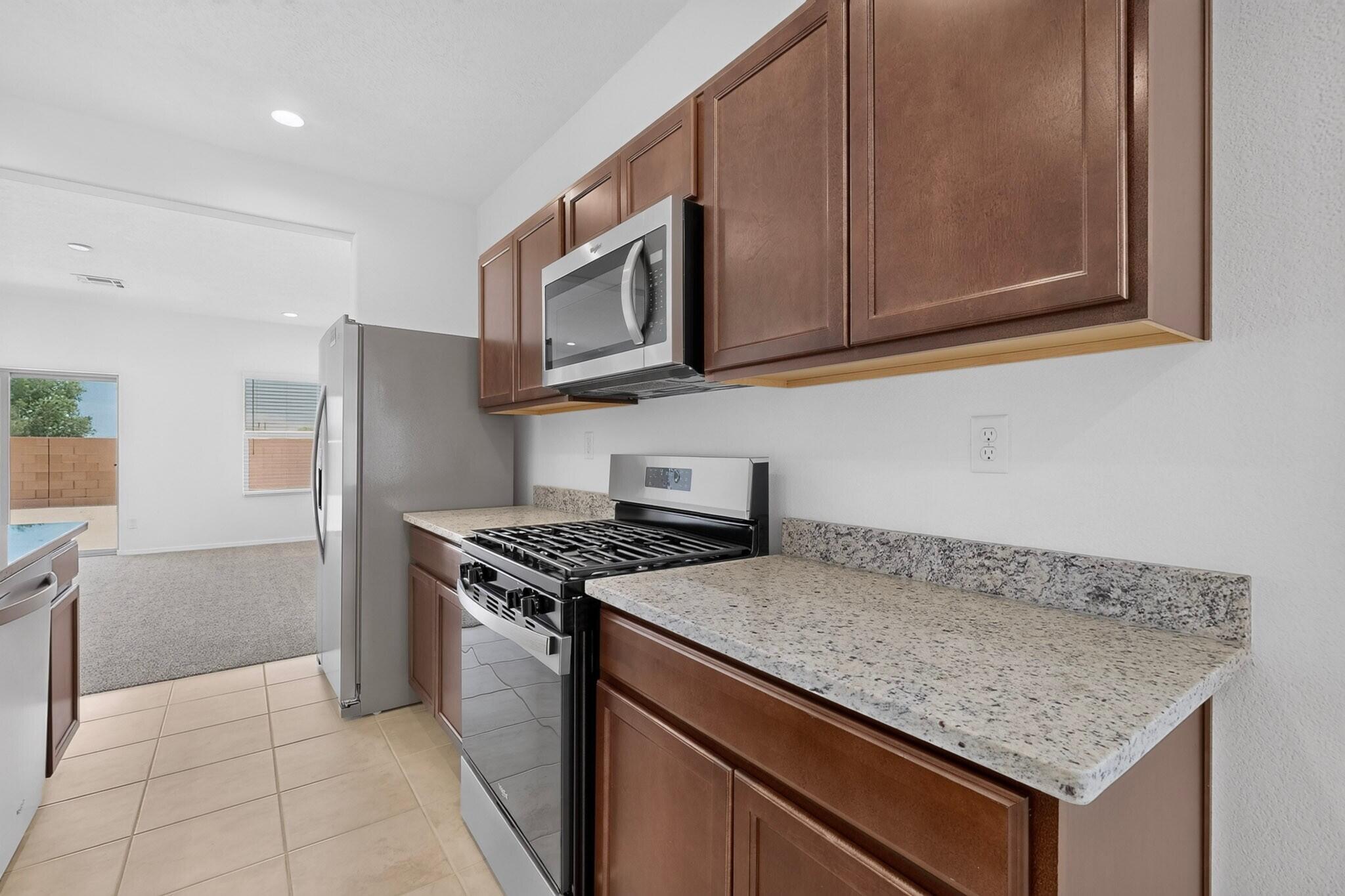 Photo 16 — 280 Prism Avenue SW