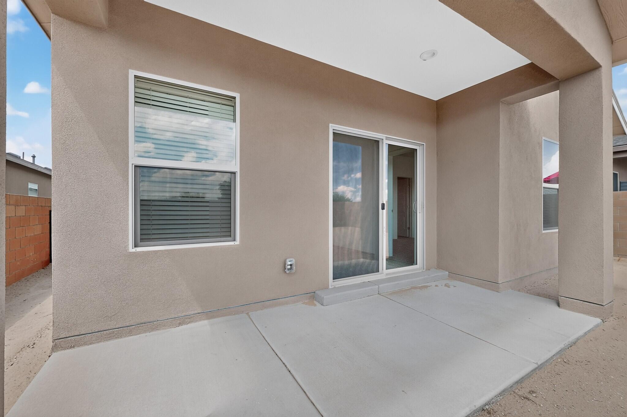 Photo 9 — 280 Prism Avenue SW
