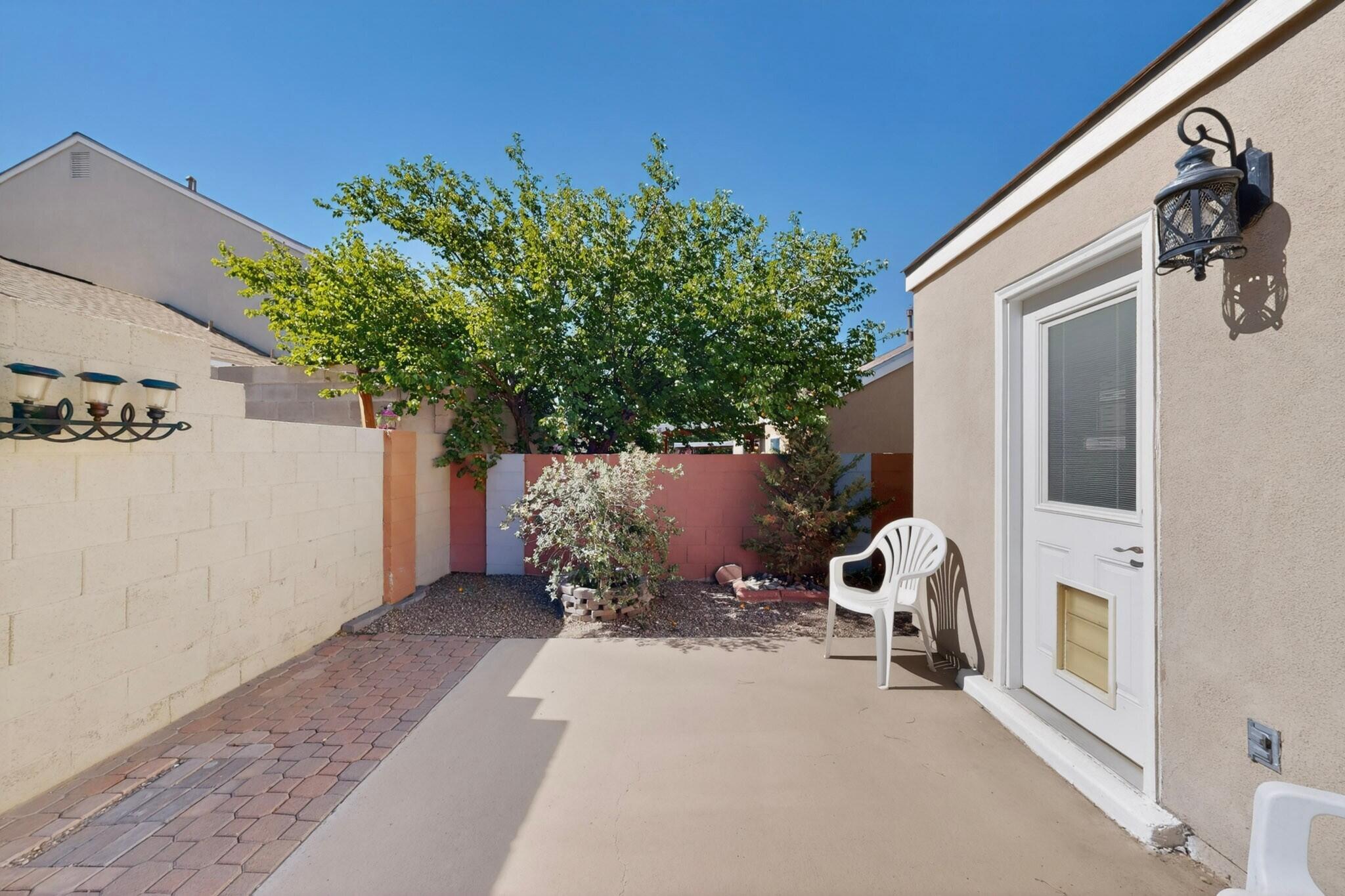 Photo 8 — 10720 Stanley Drive NW