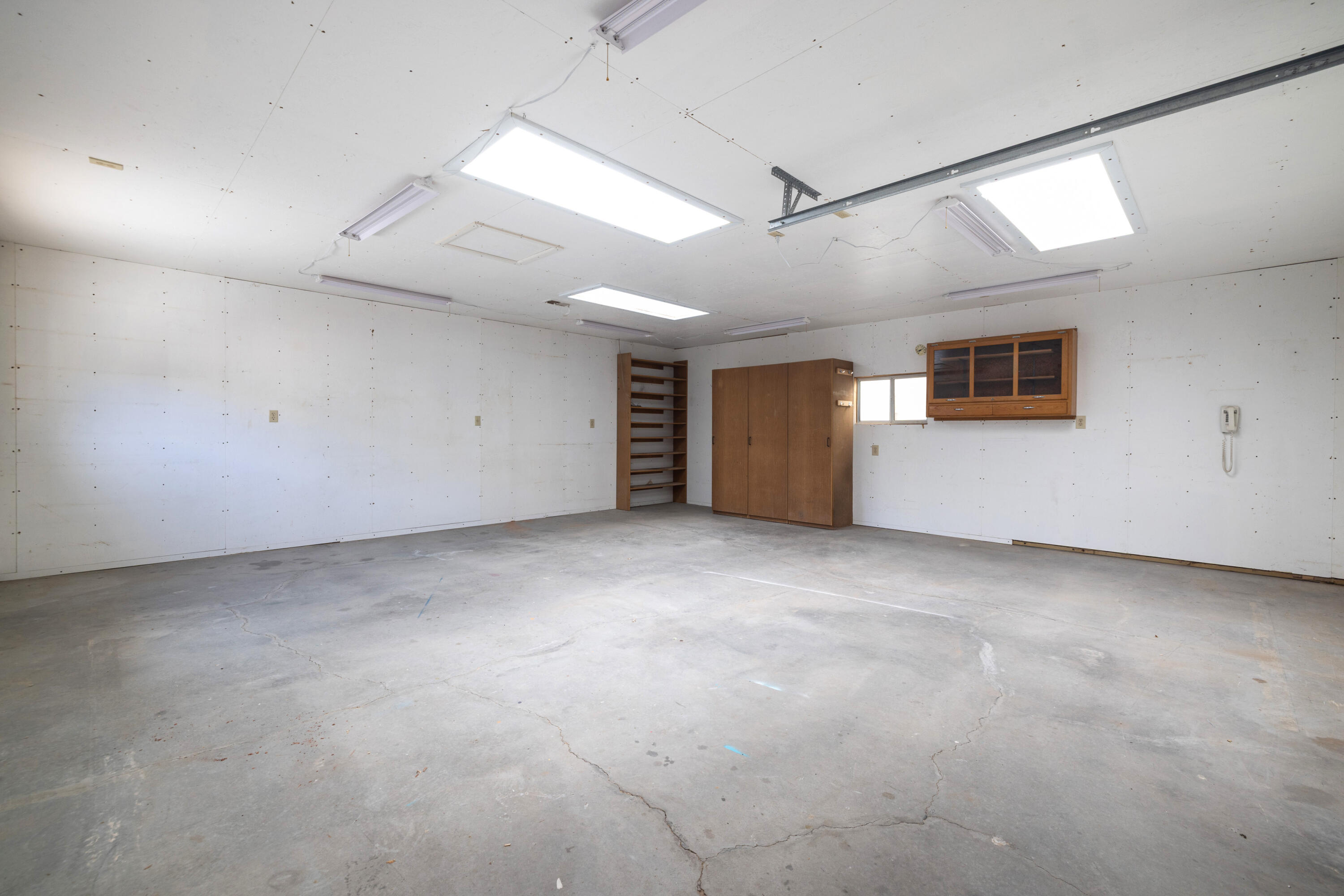Photo 12 — 308 Prestige Way NE