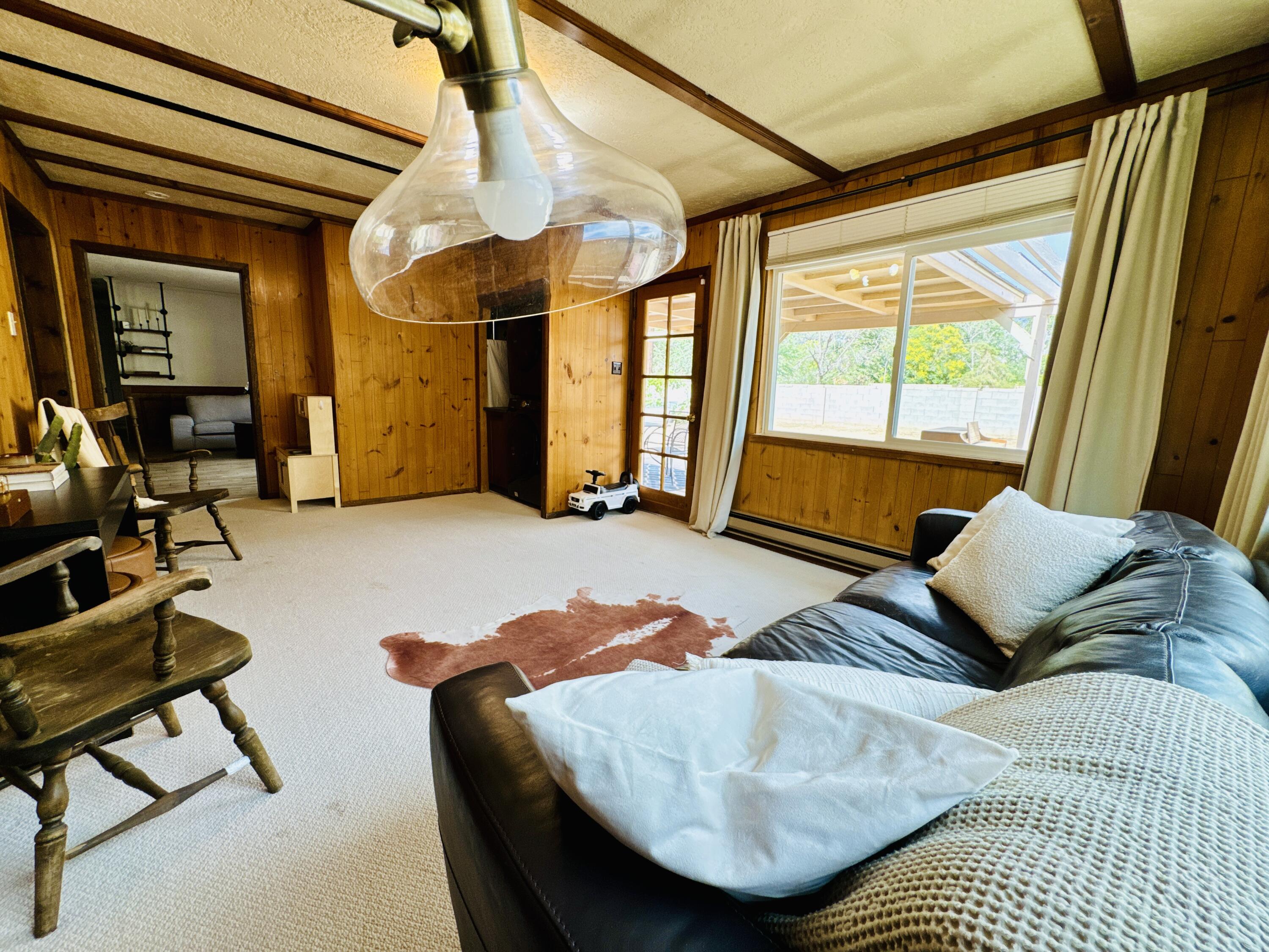 Photo 5 — 1620 Parsifal Street NE