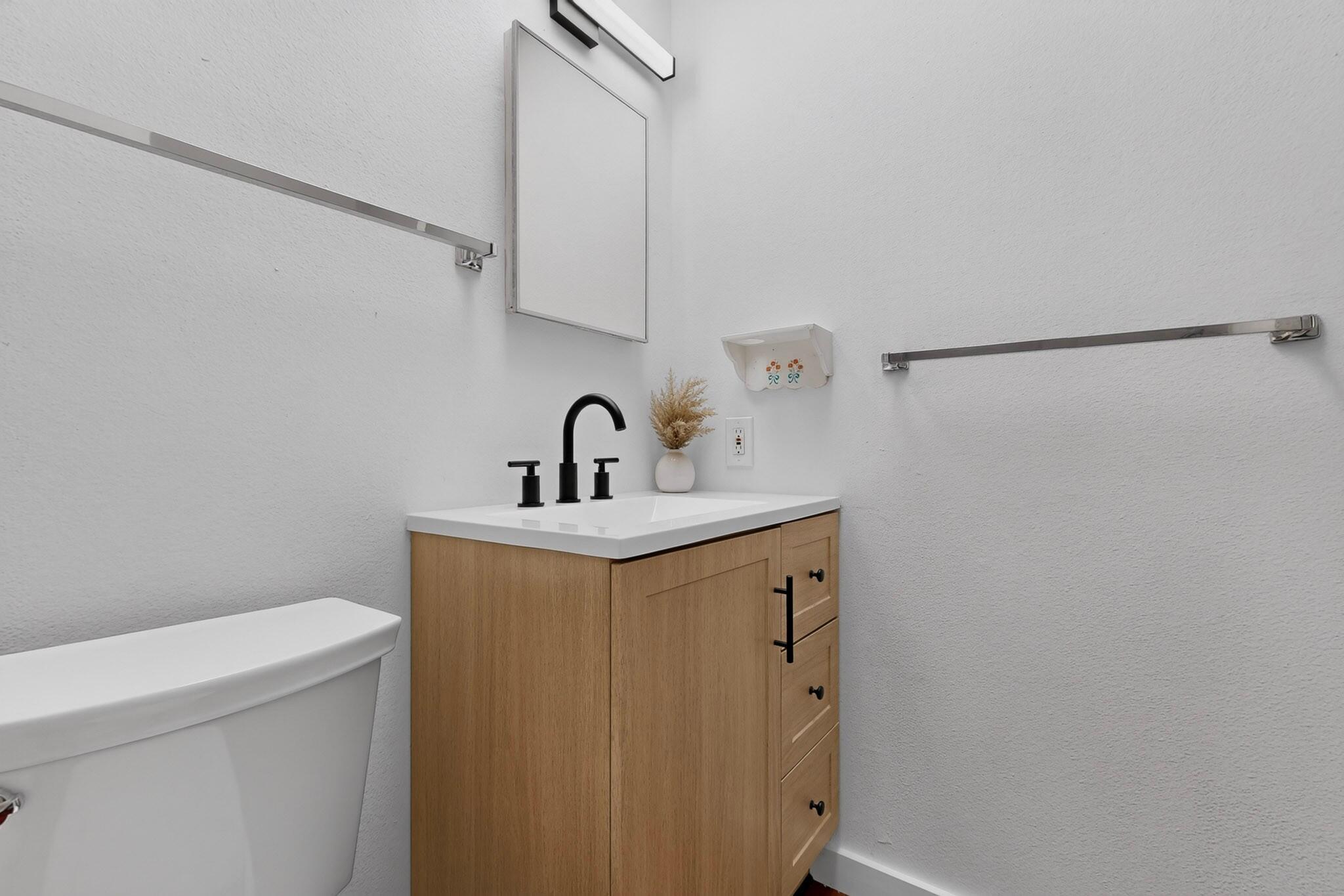 Photo 6 — 6035 Staubach Avenue NW