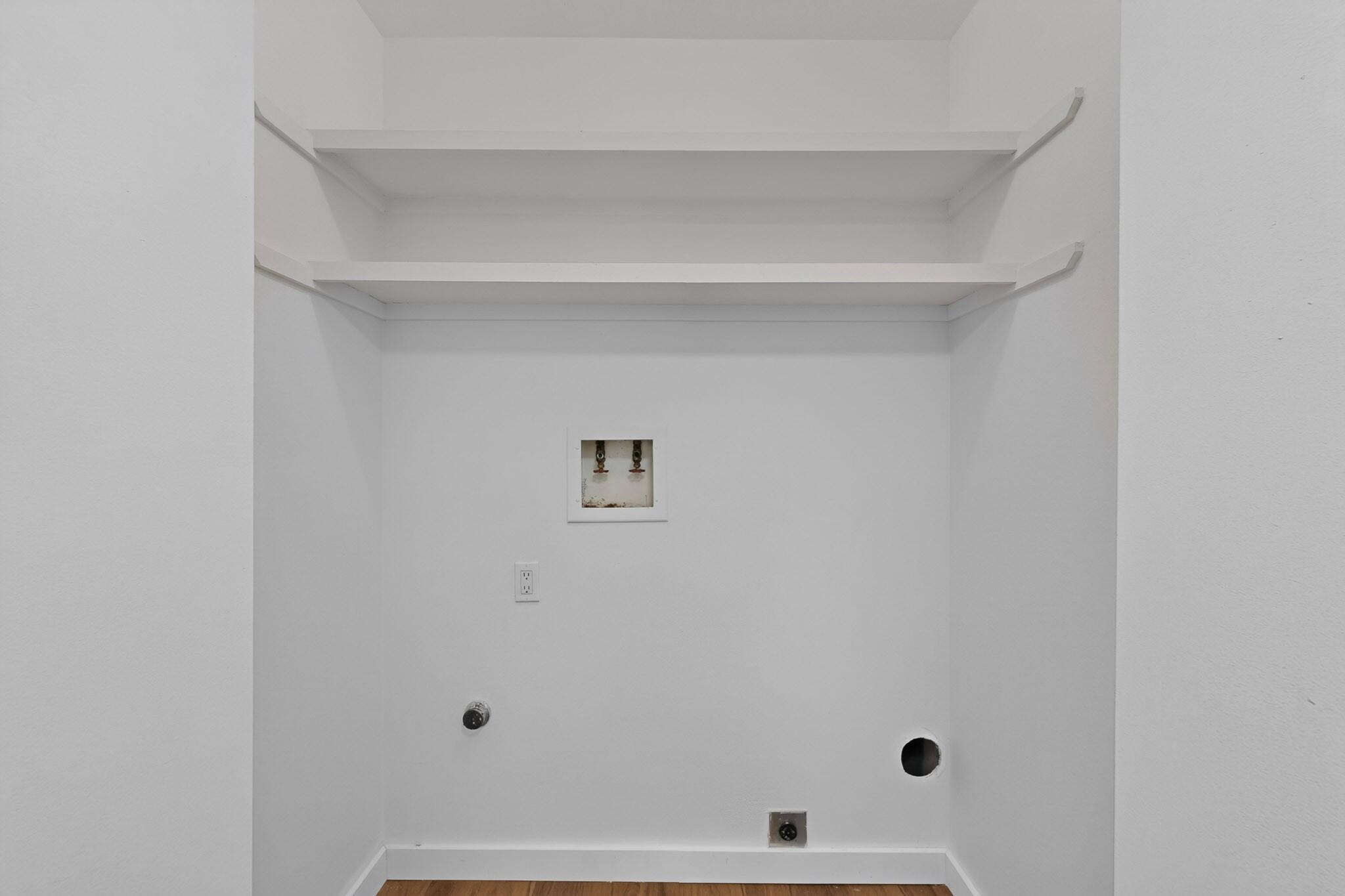 Photo 14 — 6035 Staubach Avenue NW