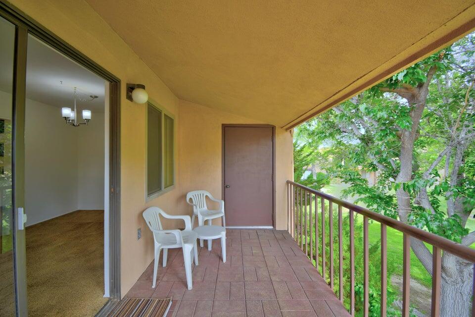 Photo 3 — 931 Country Club Drive SE J
