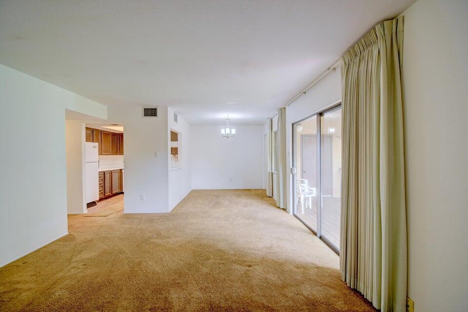 Photo 8 — 931 Country Club Drive SE J