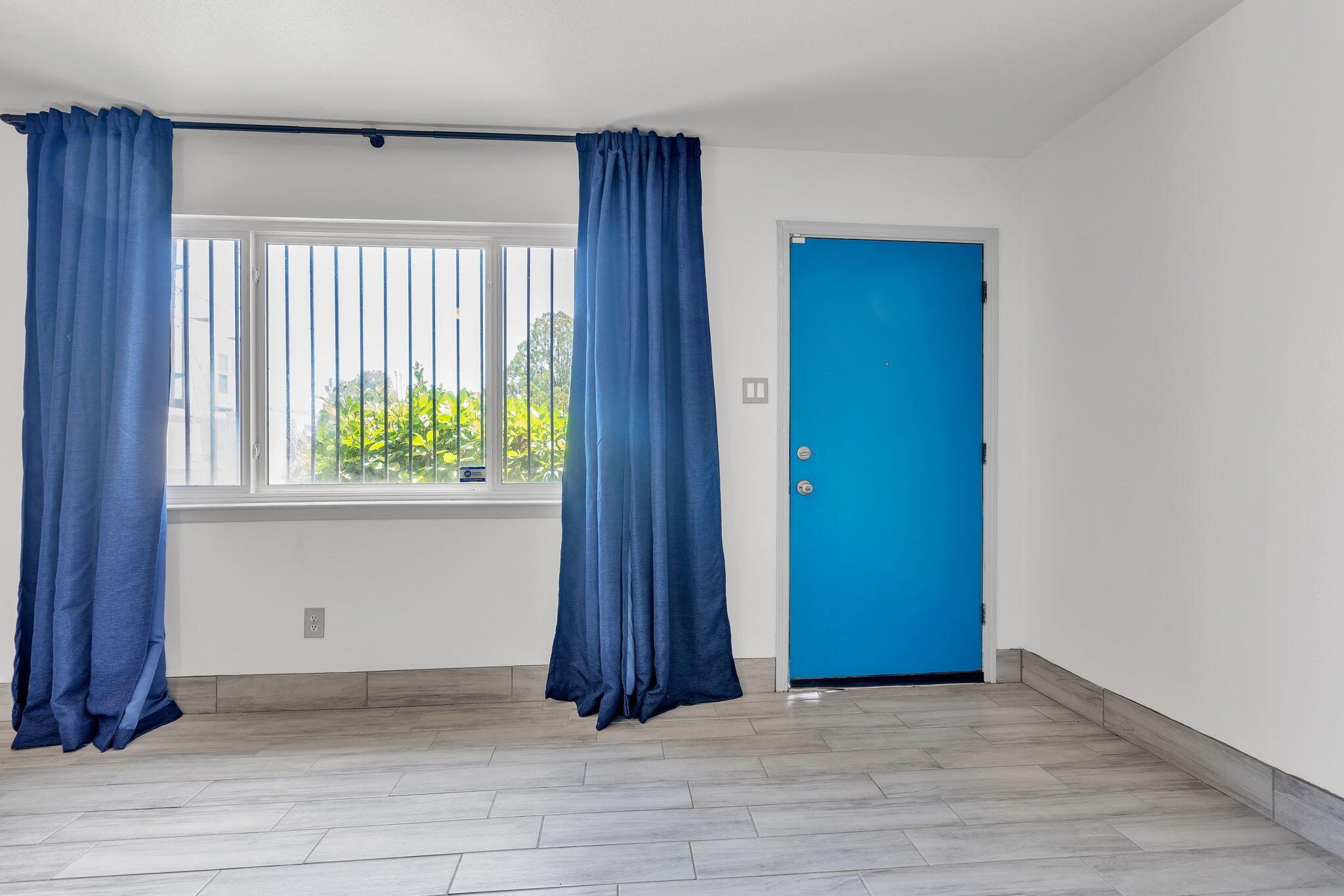 Photo 19 — 5909 Lora Court NW