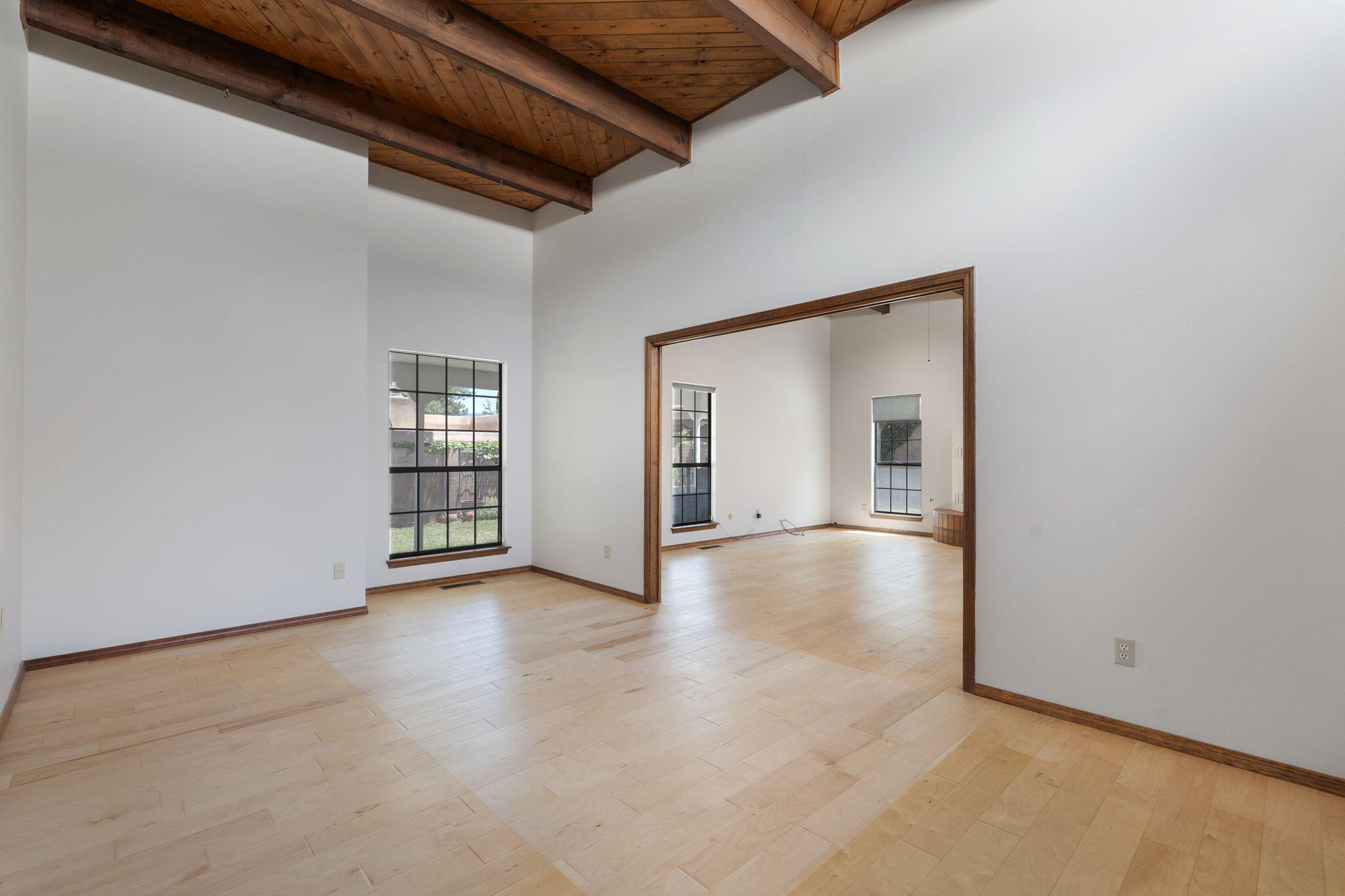 Photo 7 — 9909 Fostoria Road NE