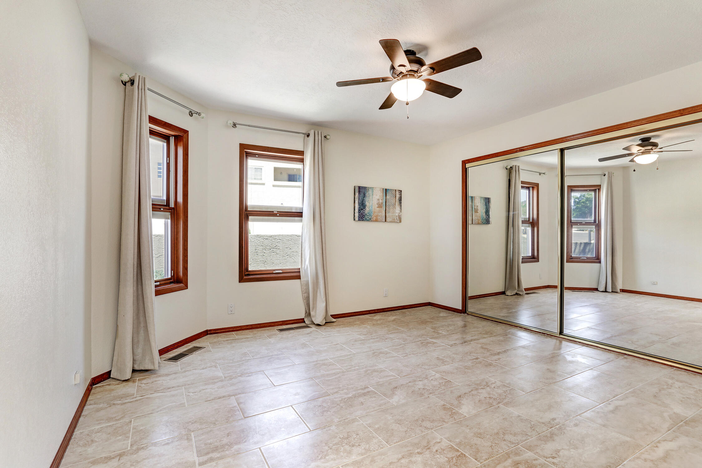 Photo 11 — 14000 Villa Sandia Place NE