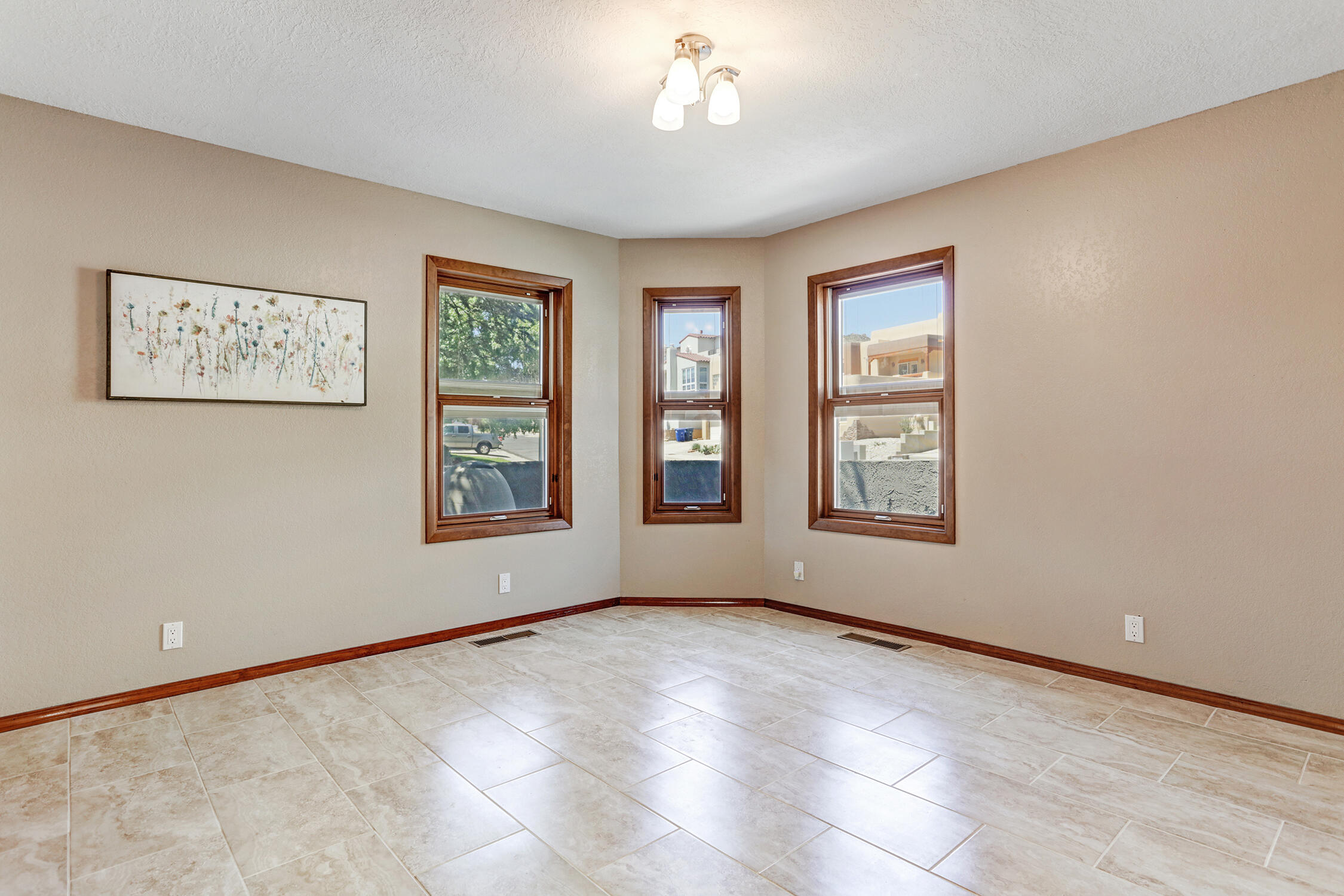 Photo 12 — 14000 Villa Sandia Place NE
