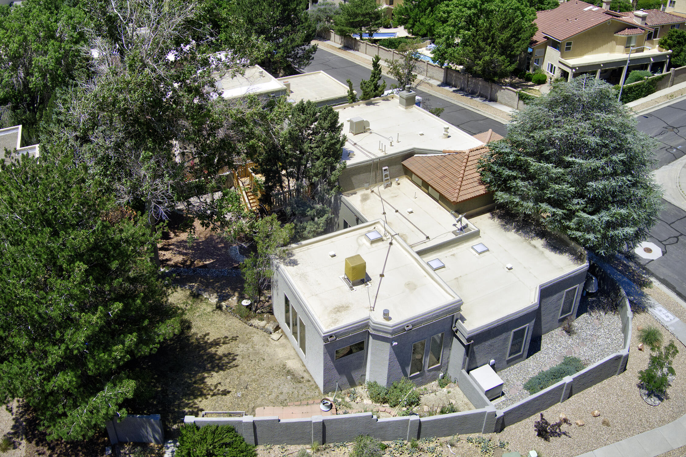 Photo 8 — 14000 Villa Sandia Place NE