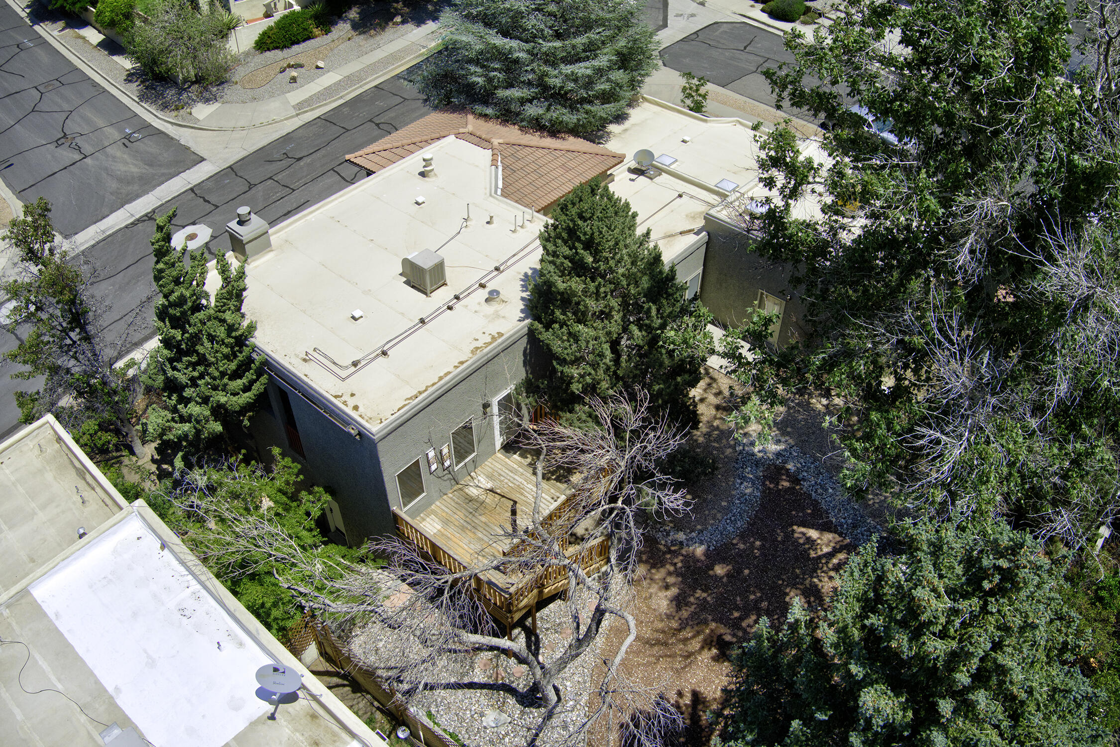 Photo 10 — 14000 Villa Sandia Place NE