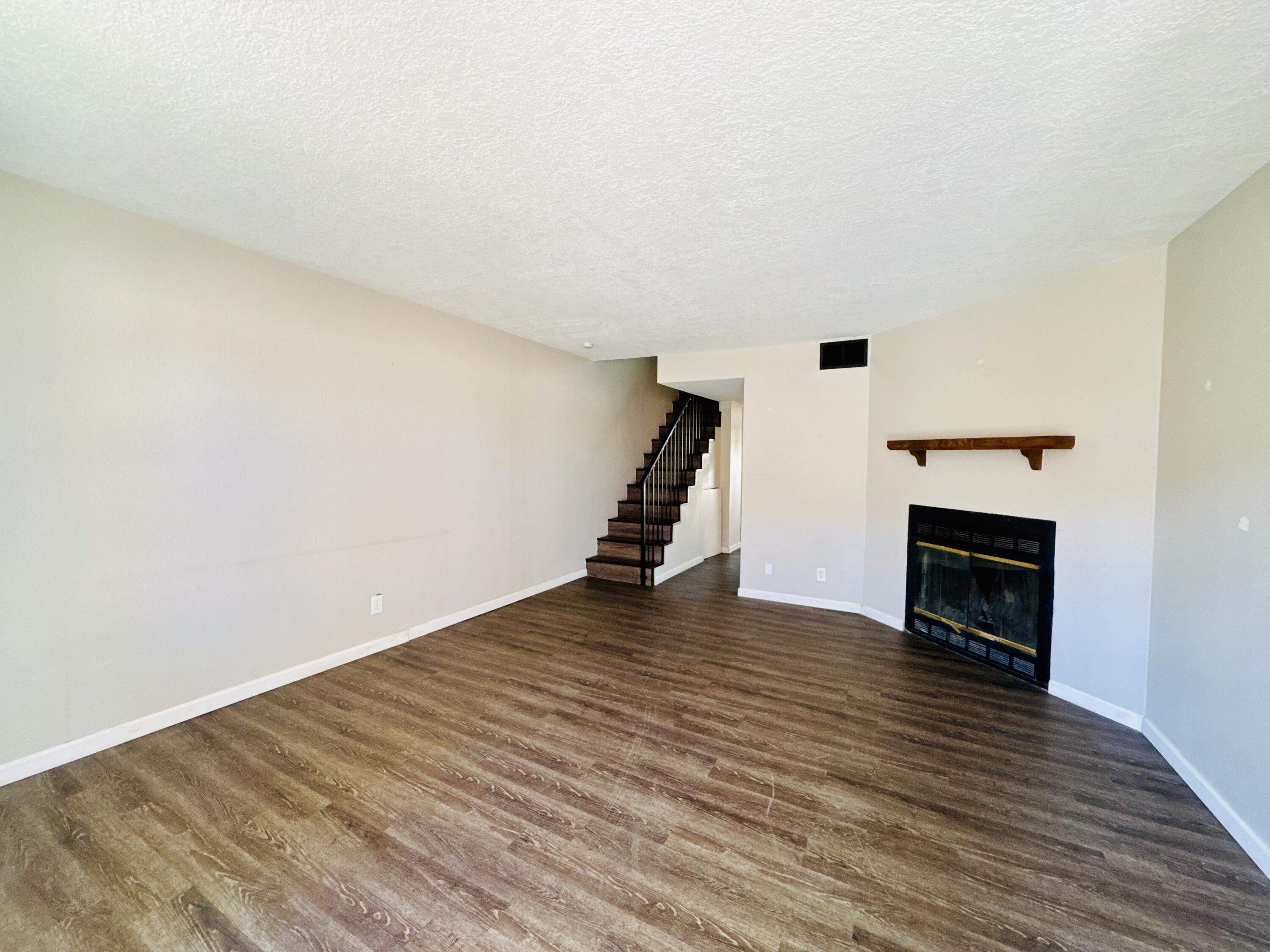 Photo 8 — 3301 Monroe Street NE UNIT H89