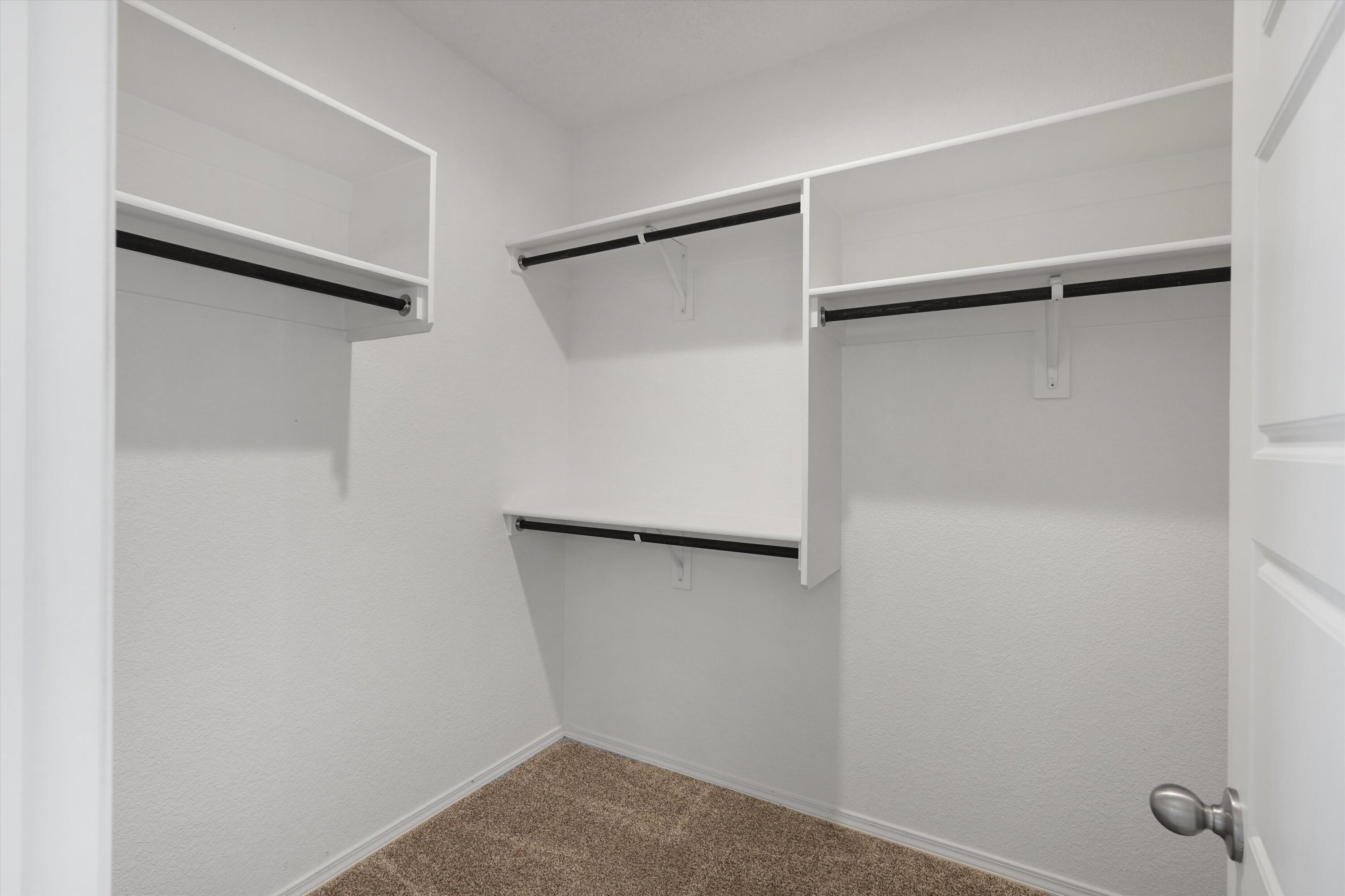 Photo 5 — 3321 Berkshire Road NE