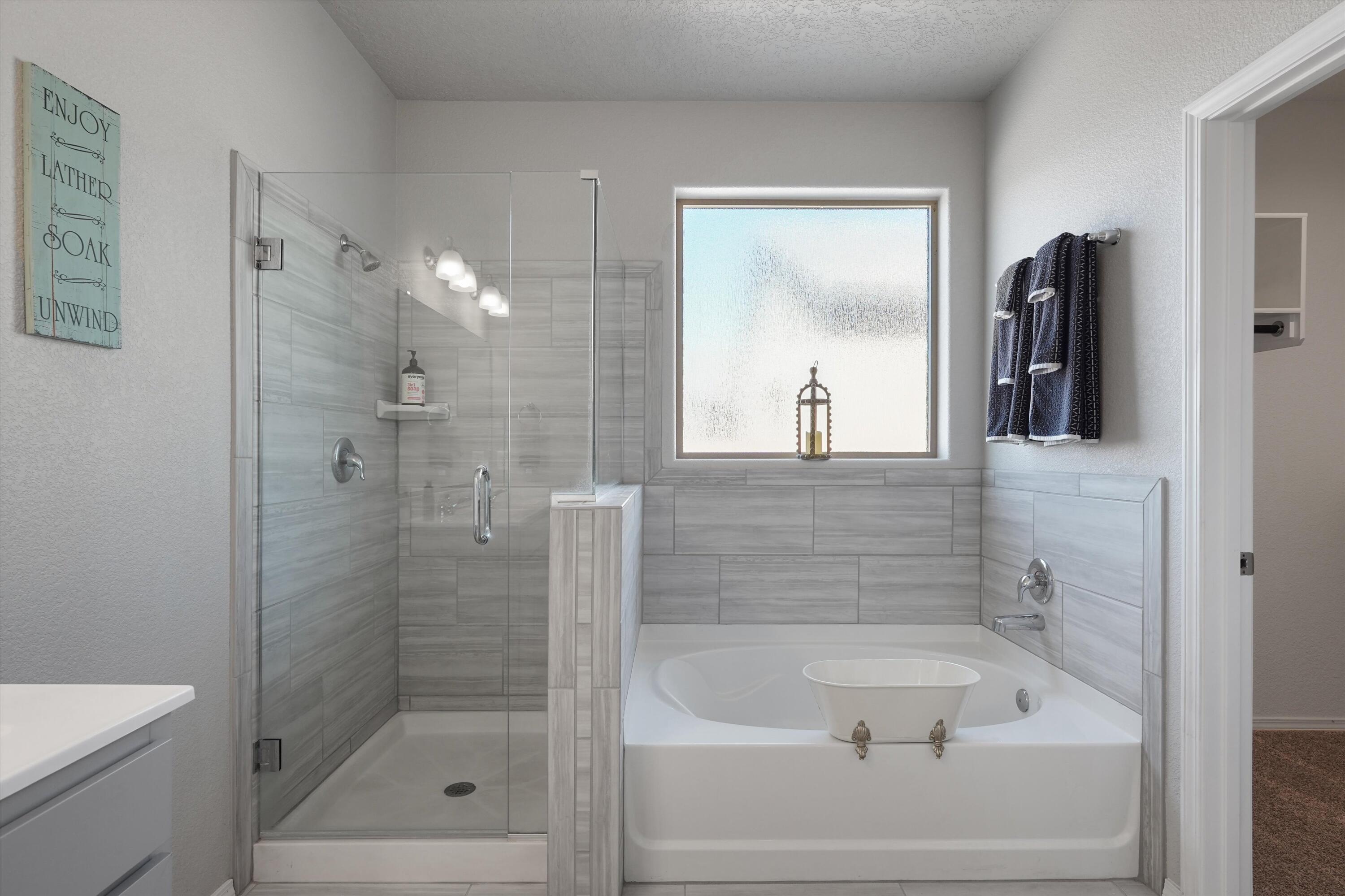 Photo 7 — 3321 Berkshire Road NE