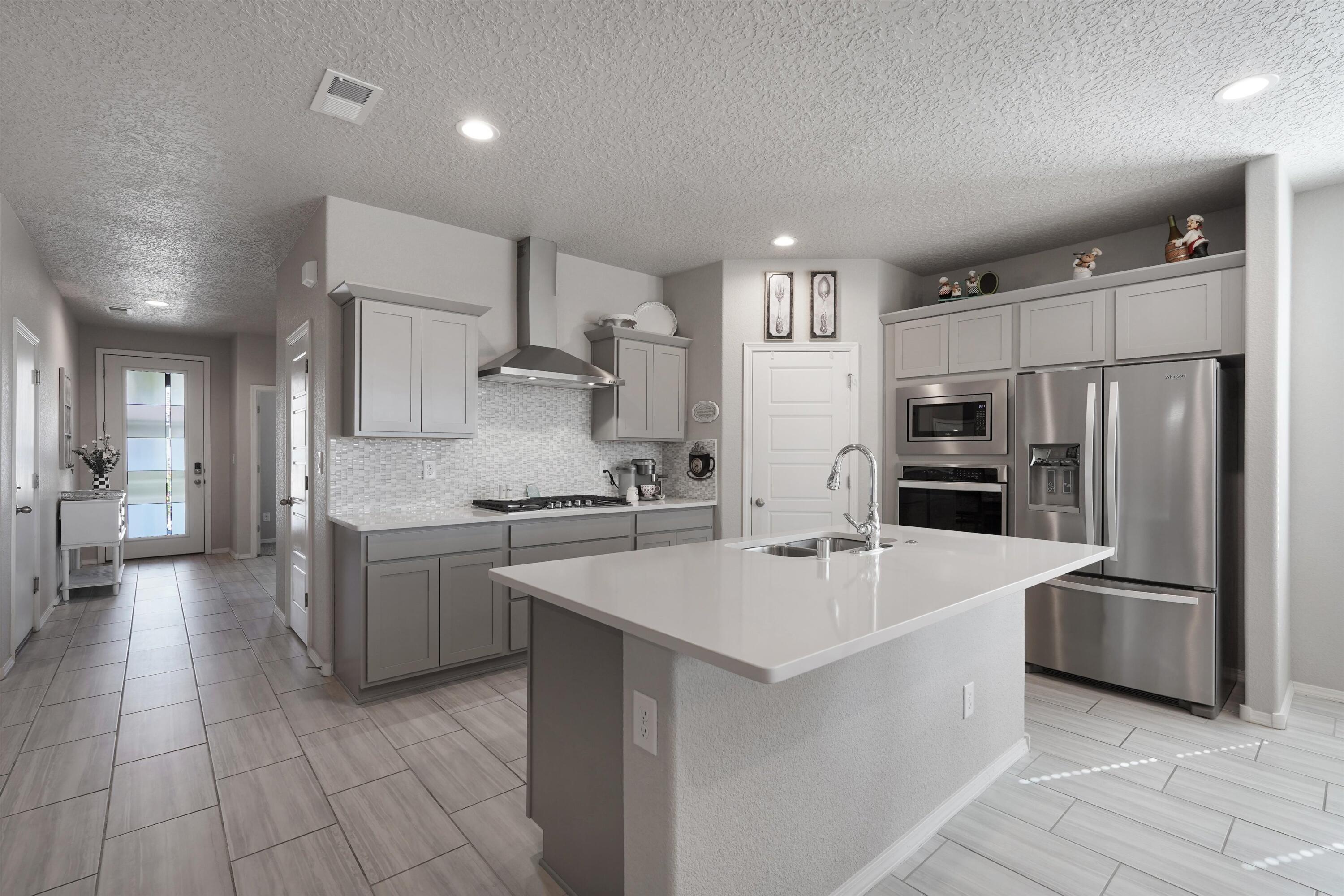 Photo 18 — 3321 Berkshire Road NE