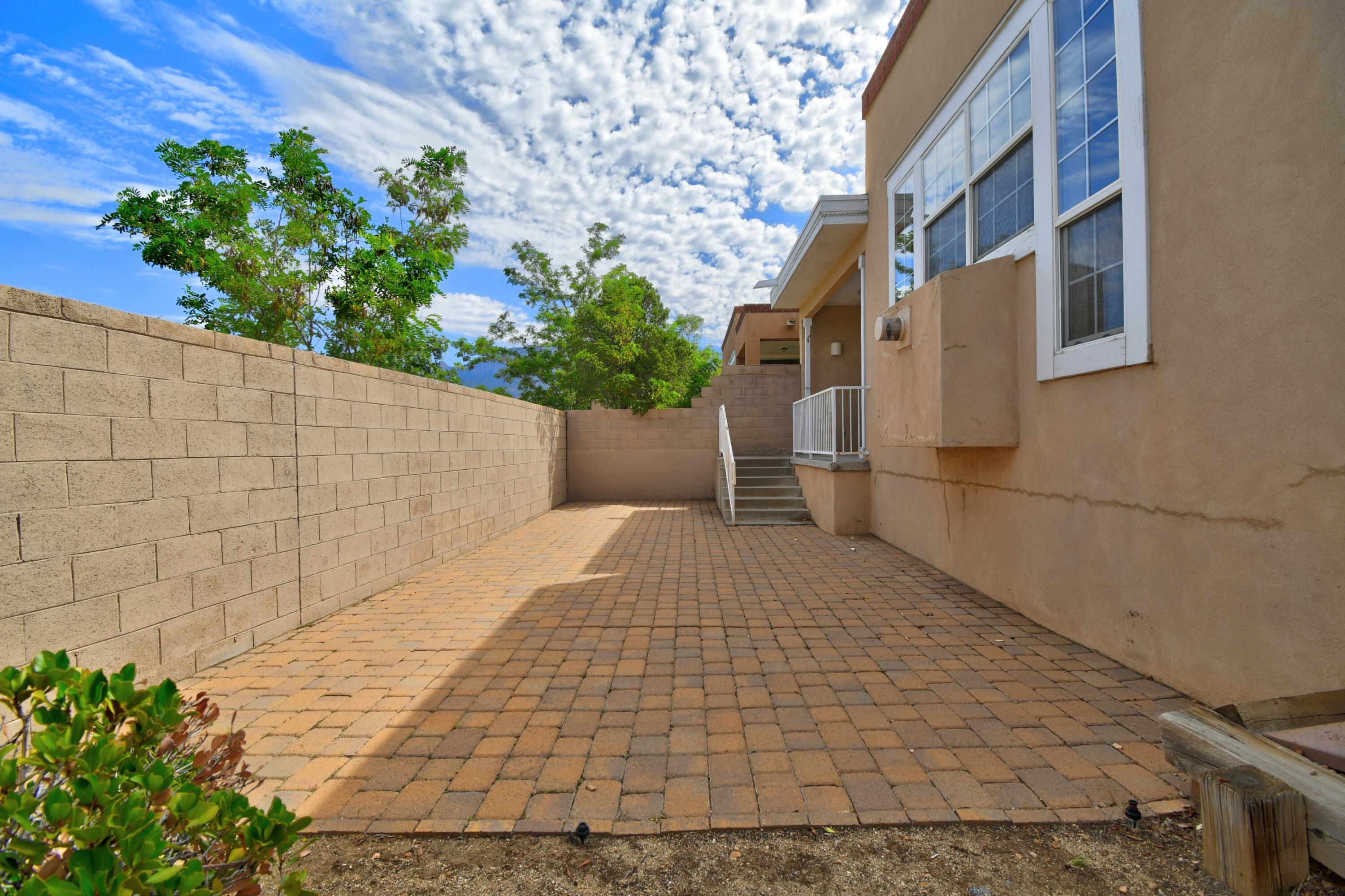 Photo 17 — 5607 Bosque Vista Drive NE