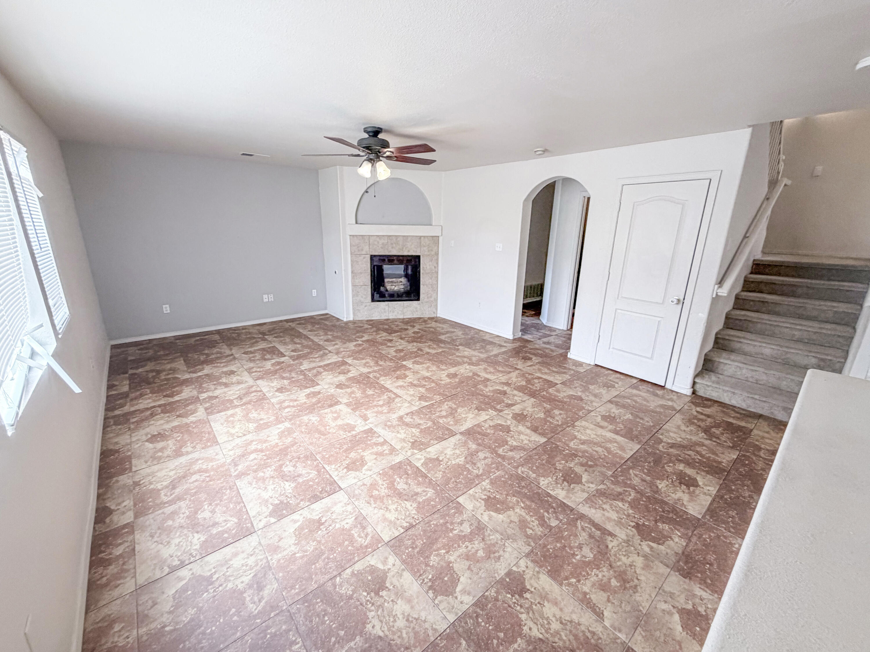 Photo 6 — 3754 Desert Pinon Drive NE