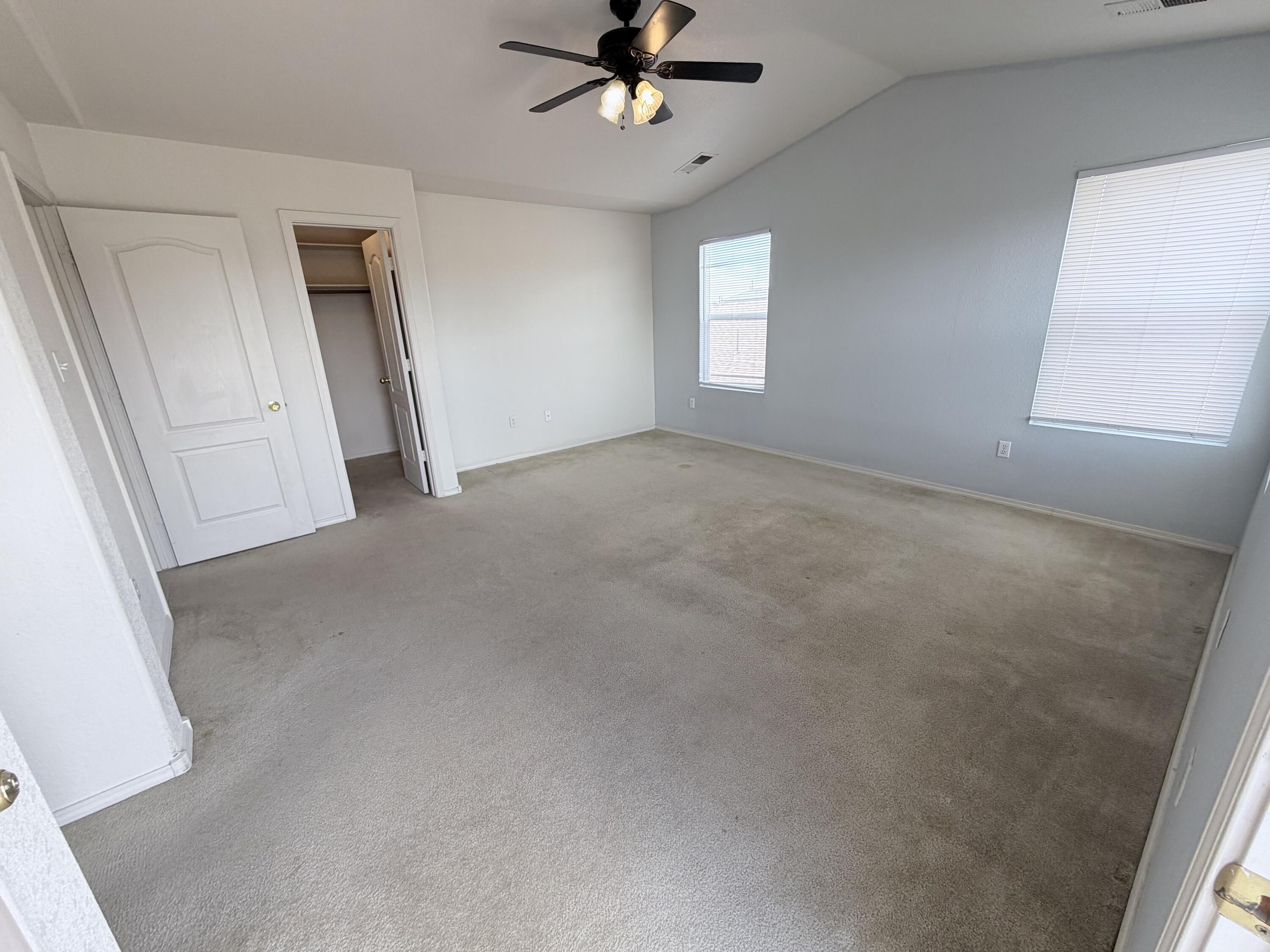 Photo 10 — 3754 Desert Pinon Drive NE