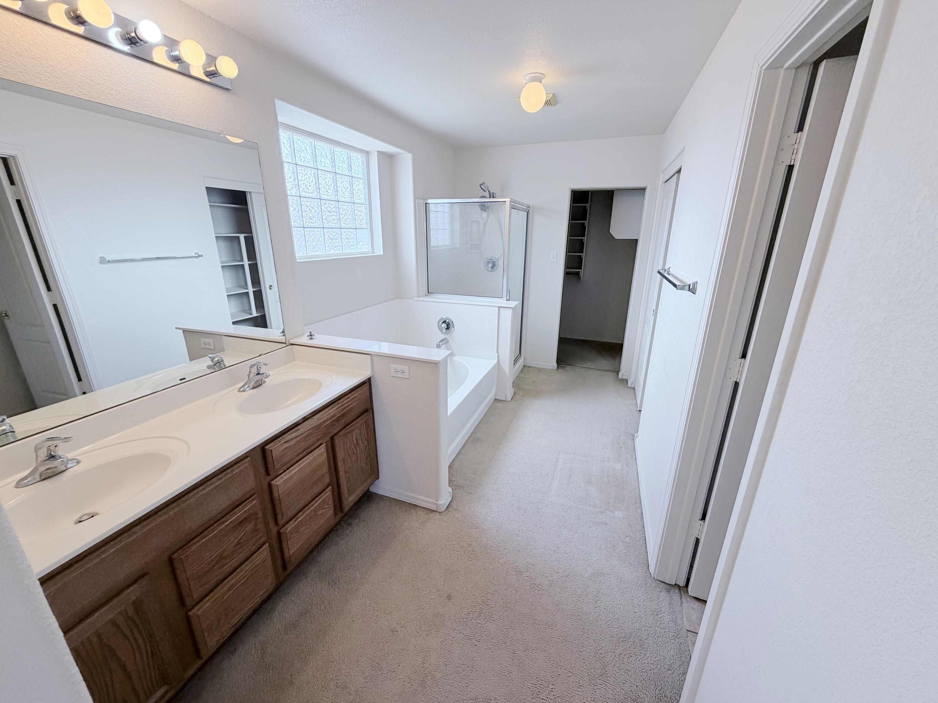 Photo 12 — 3754 Desert Pinon Drive NE