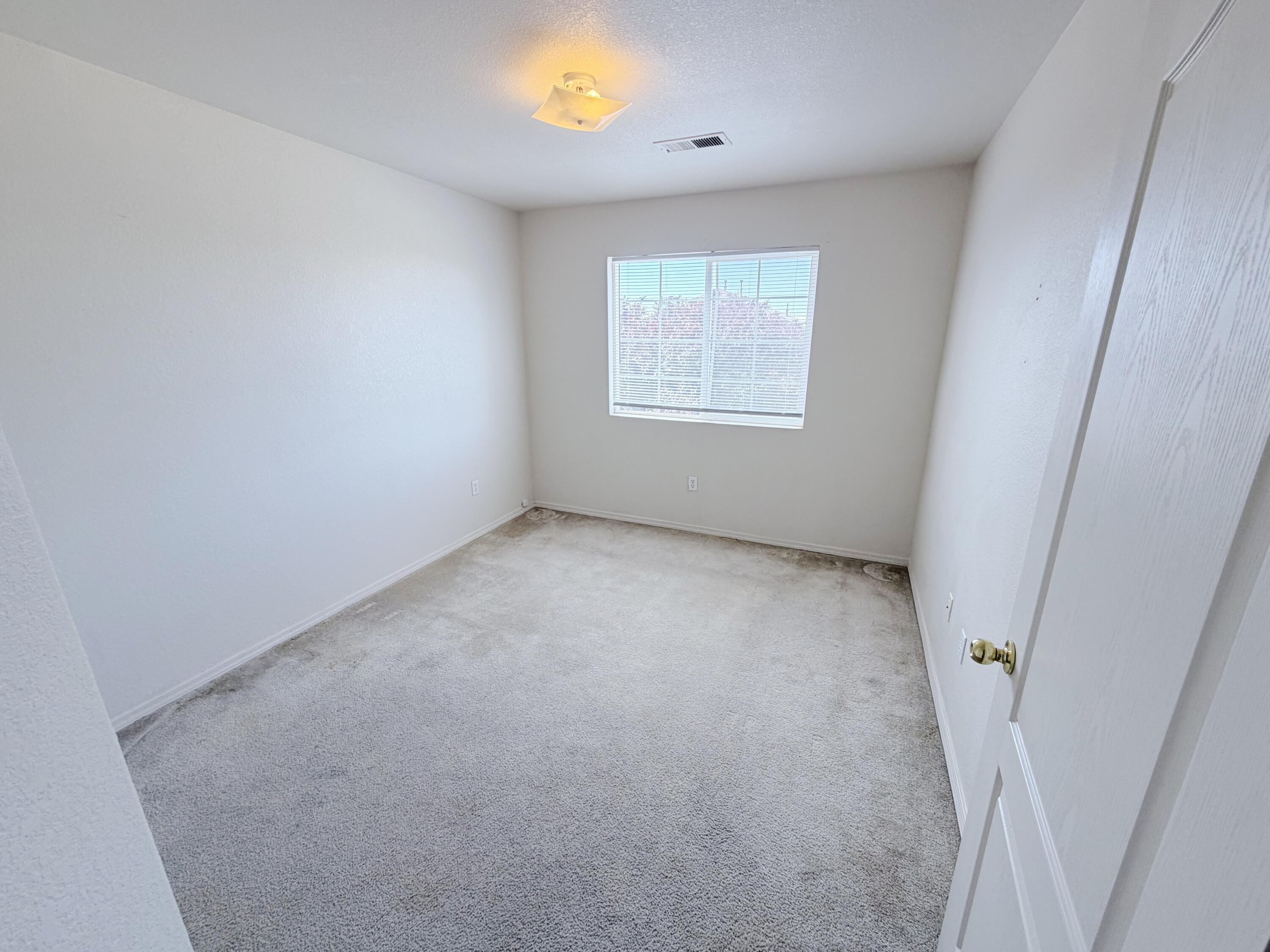 Photo 17 — 3754 Desert Pinon Drive NE