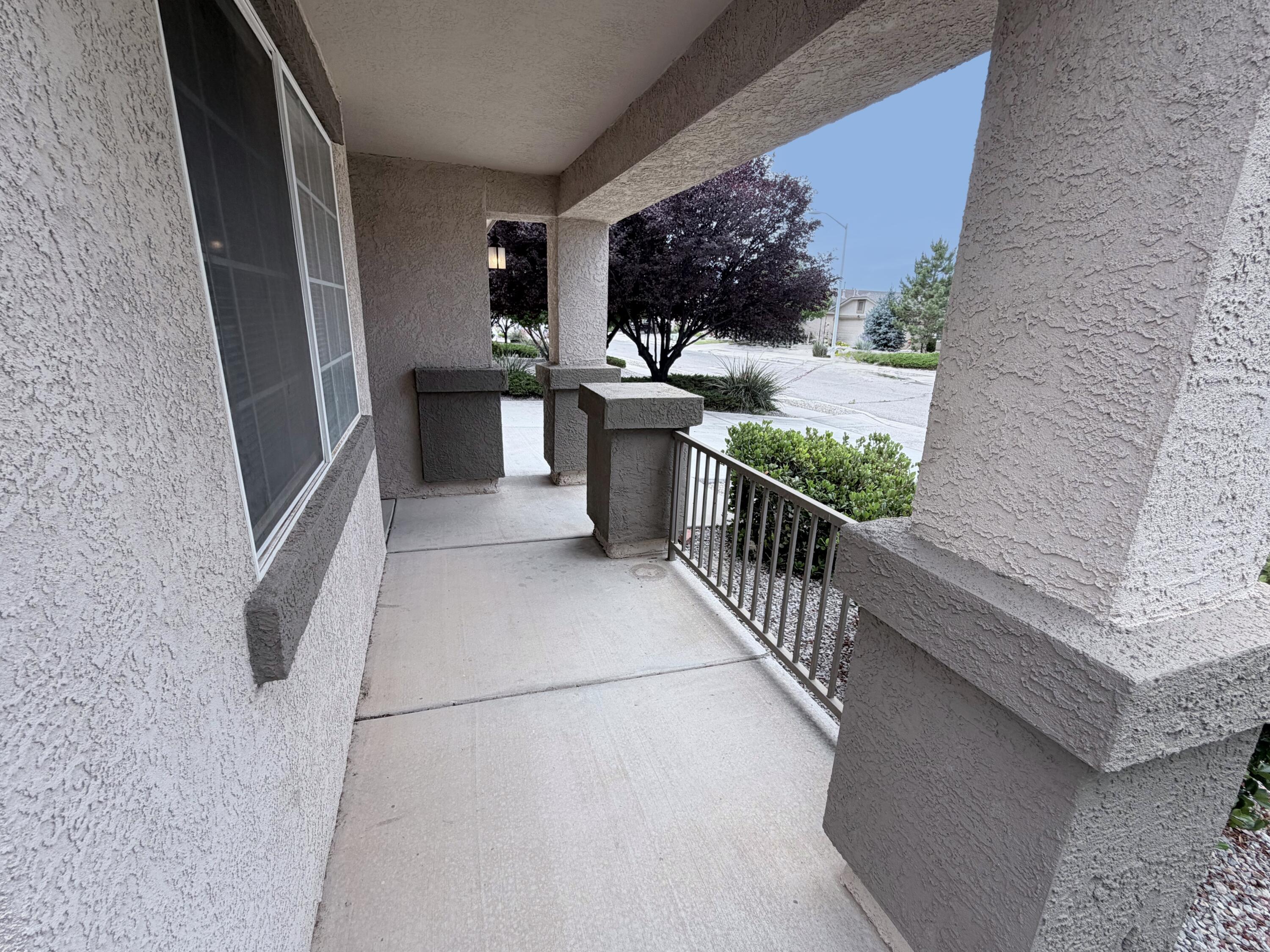 Photo 4 — 3754 Desert Pinon Drive NE