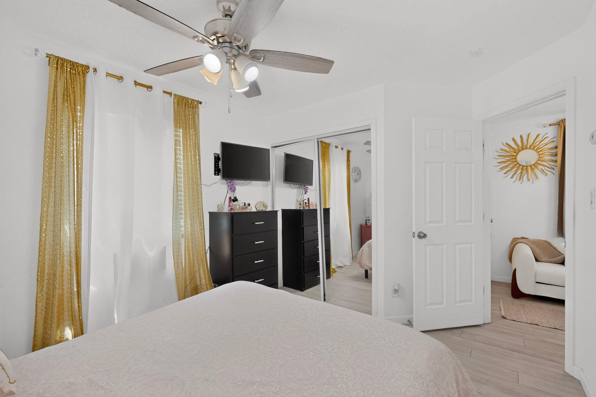 Photo 18 — 1027 Cassandra Street SW