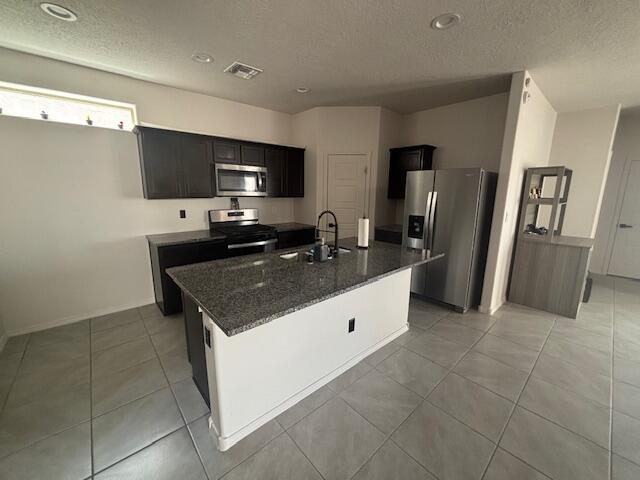 Photo 16 — 1753 Villa Contesa Court NW