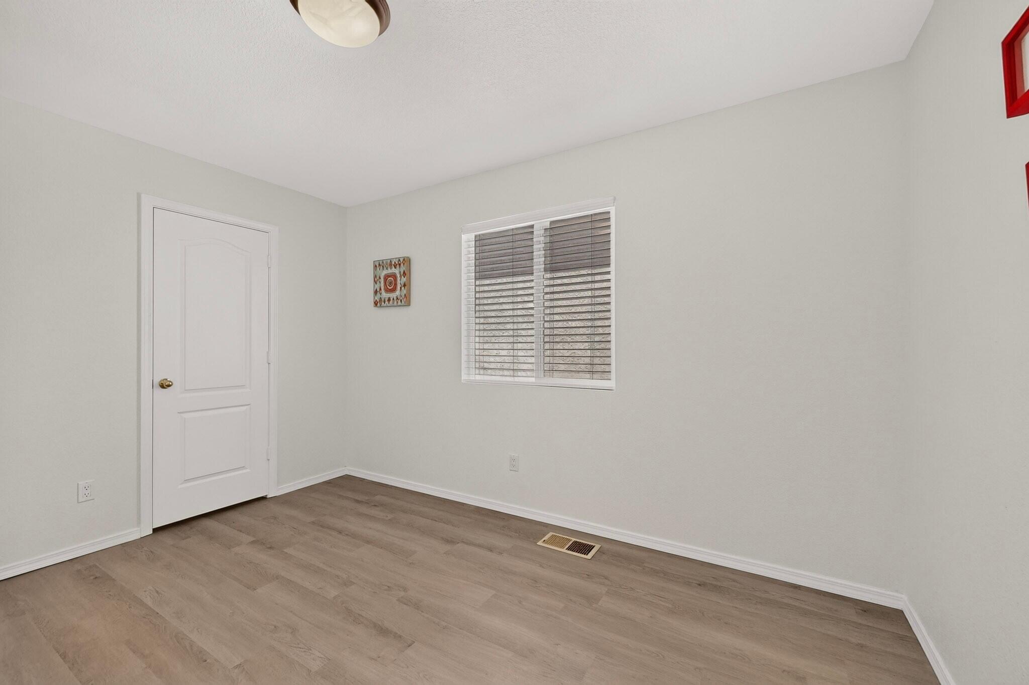 Photo 16 — 7312 Desert Eagle Road NE