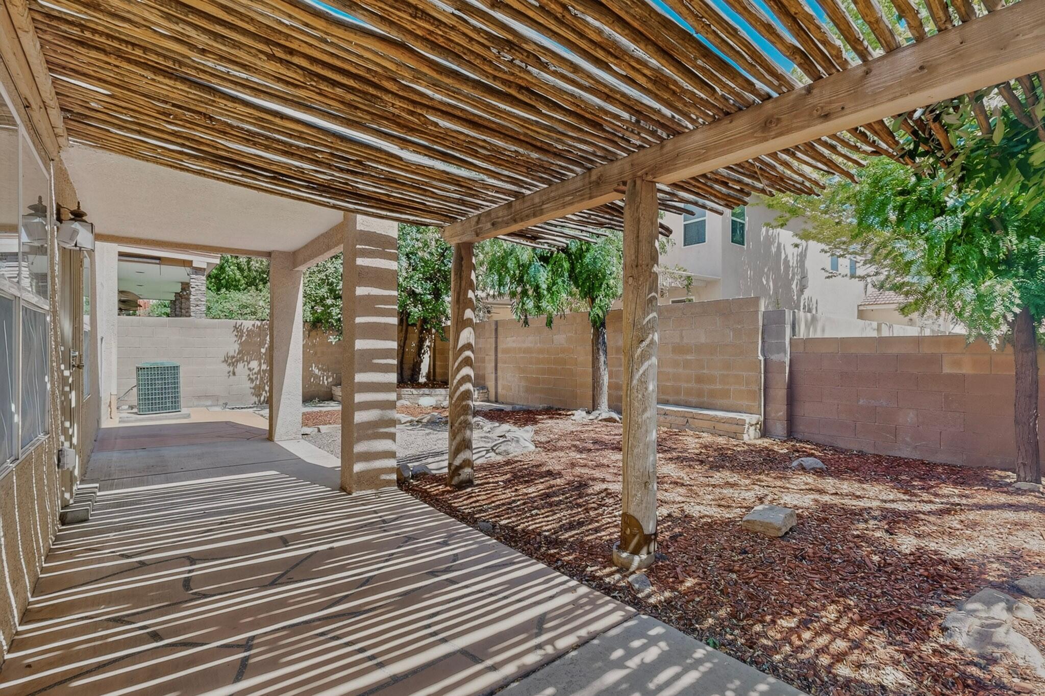 Photo 11 — 7312 Desert Eagle Road NE
