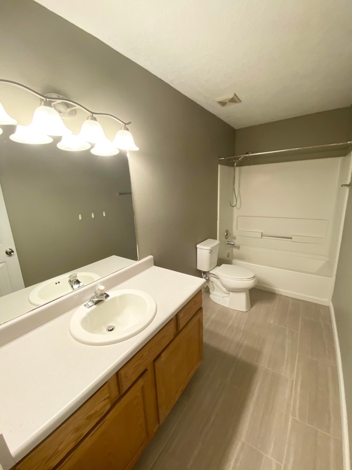Photo 12 — 9016 Anacapa Avenue NW