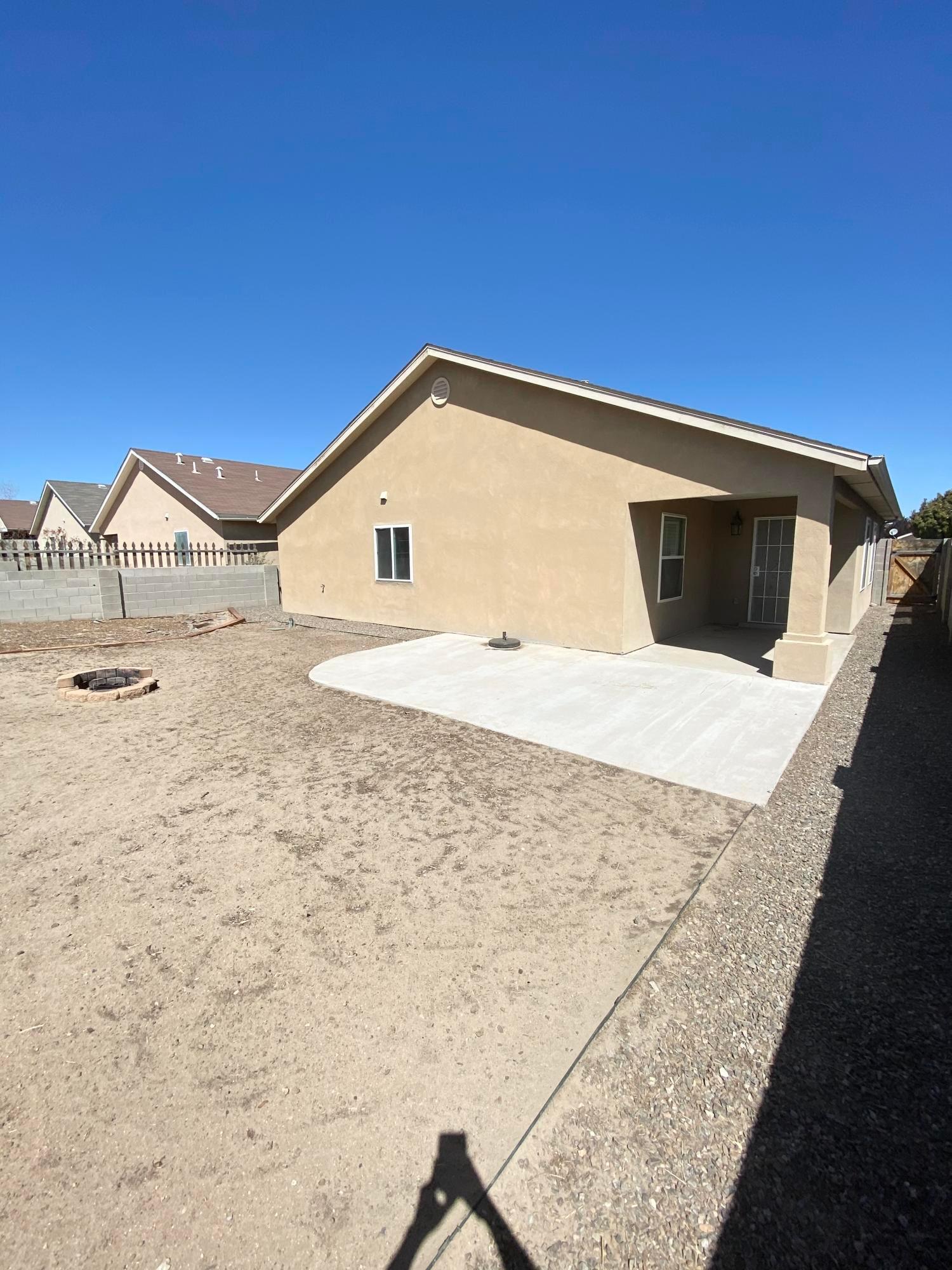 Photo 4 — 9016 Anacapa Avenue NW