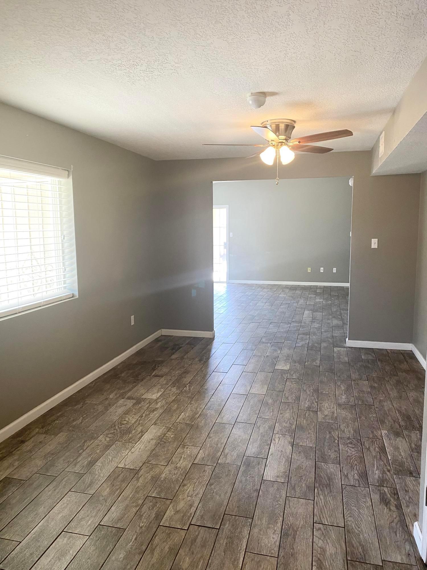 Photo 18 — 9016 Anacapa Avenue NW