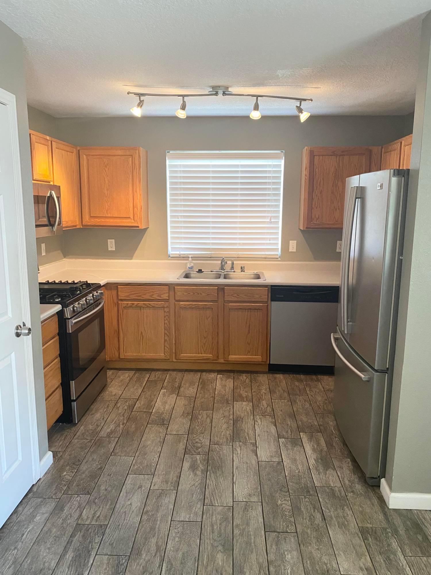 Photo 17 — 9016 Anacapa Avenue NW