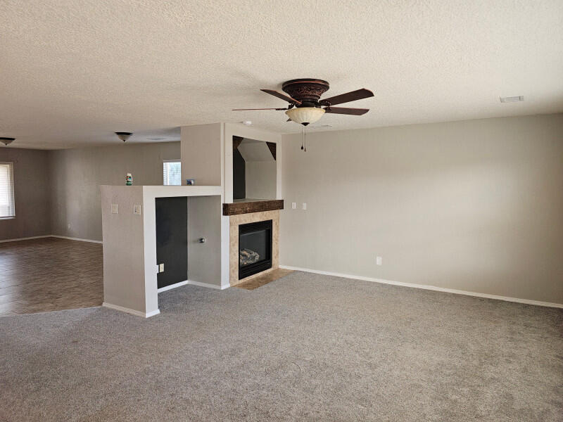 Photo 6 — 6458 Grants Drive NE