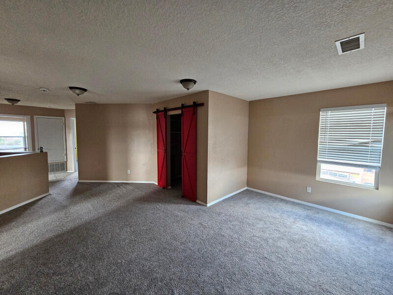 Photo 7 — 6458 Grants Drive NE