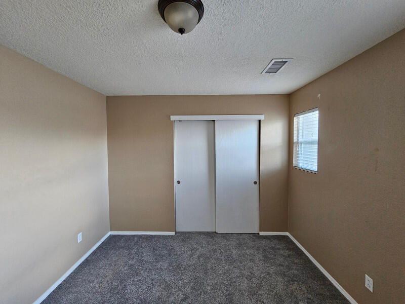 Photo 17 — 6458 Grants Drive NE