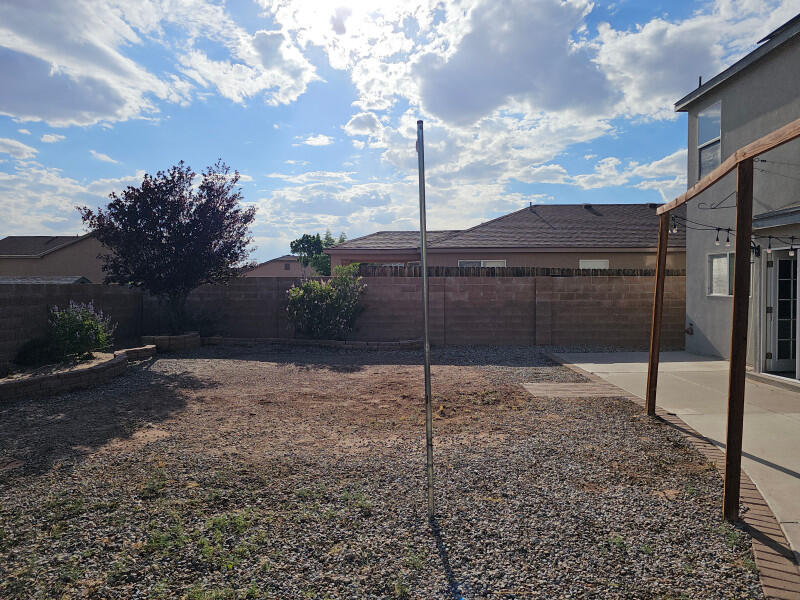Photo 19 — 6458 Grants Drive NE