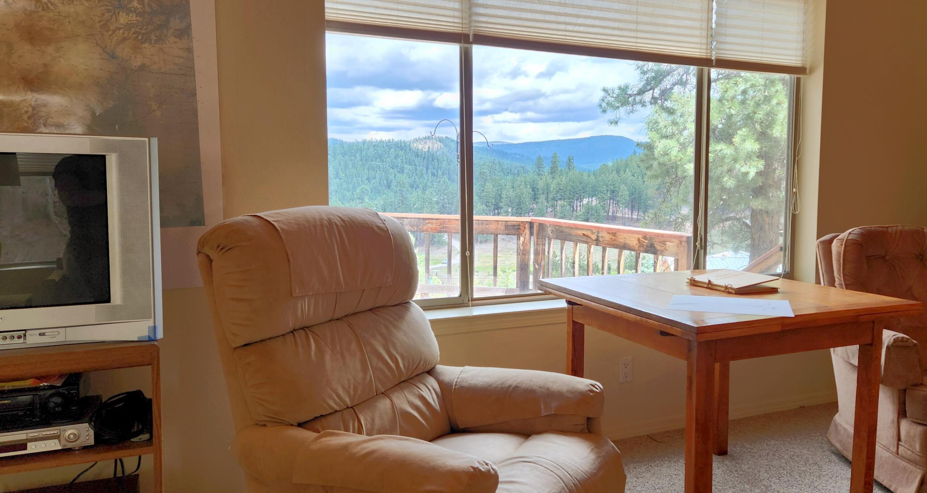 Photo 17 — 152 Sedillo Hill Road