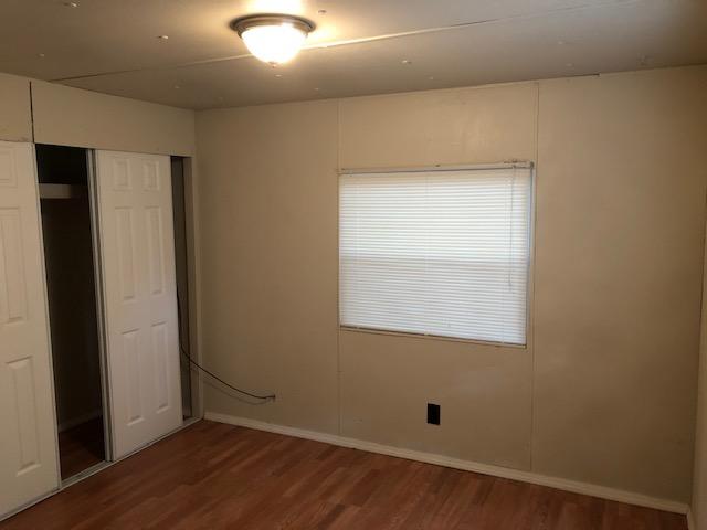 Photo 6 — 460-466 Richardson Drive
