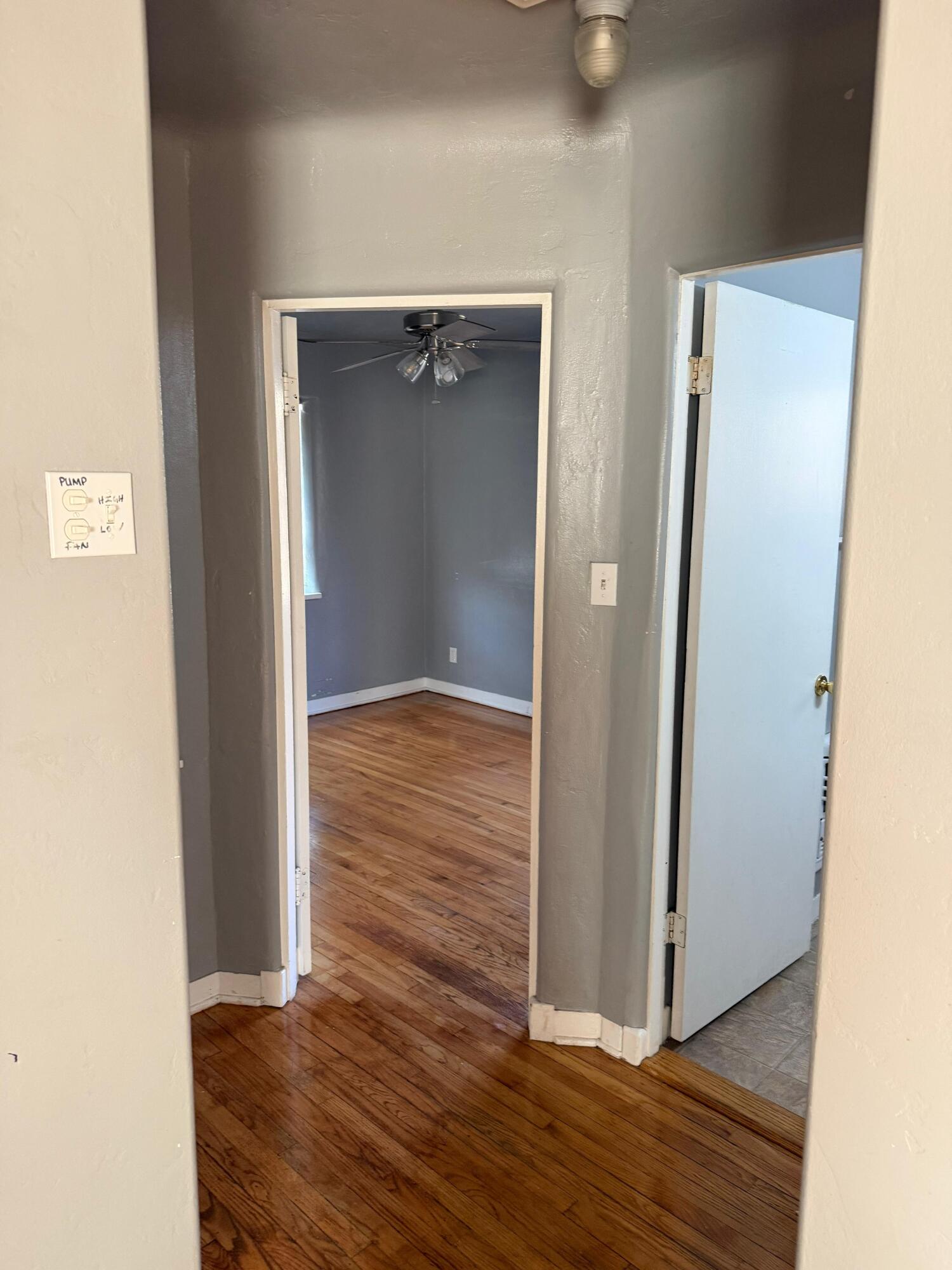 Photo 3 — 516 Ash Street SE B