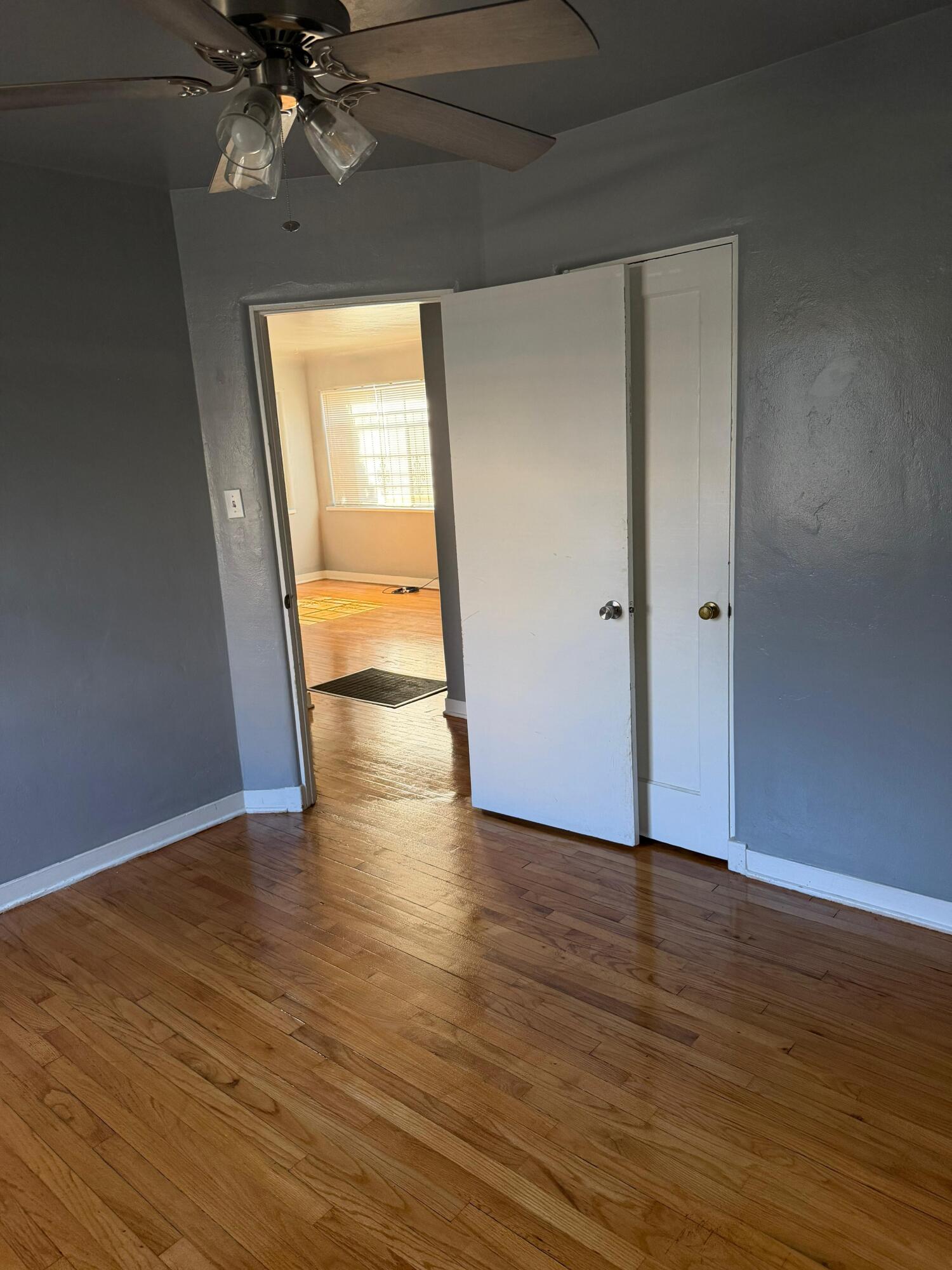 Photo 4 — 516 Ash Street SE B