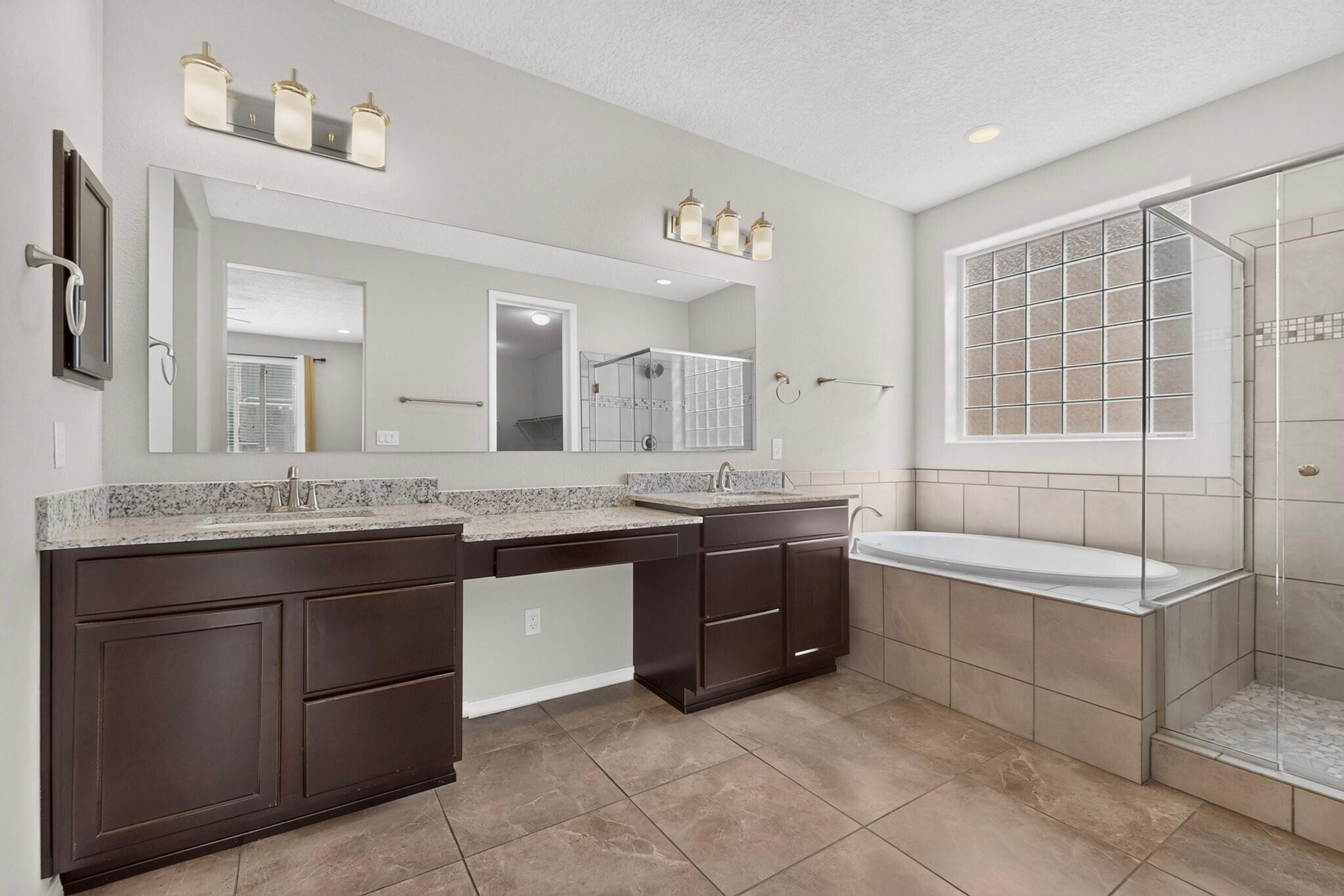 Photo 12 — 2716 Bayas Road SE