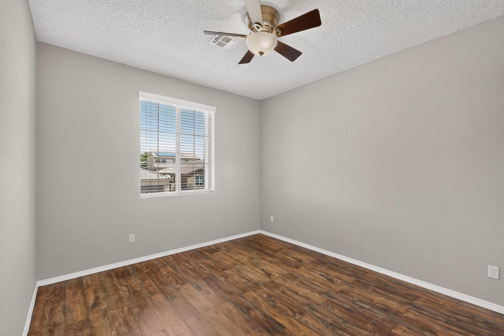 Photo 17 — 2716 Bayas Road SE