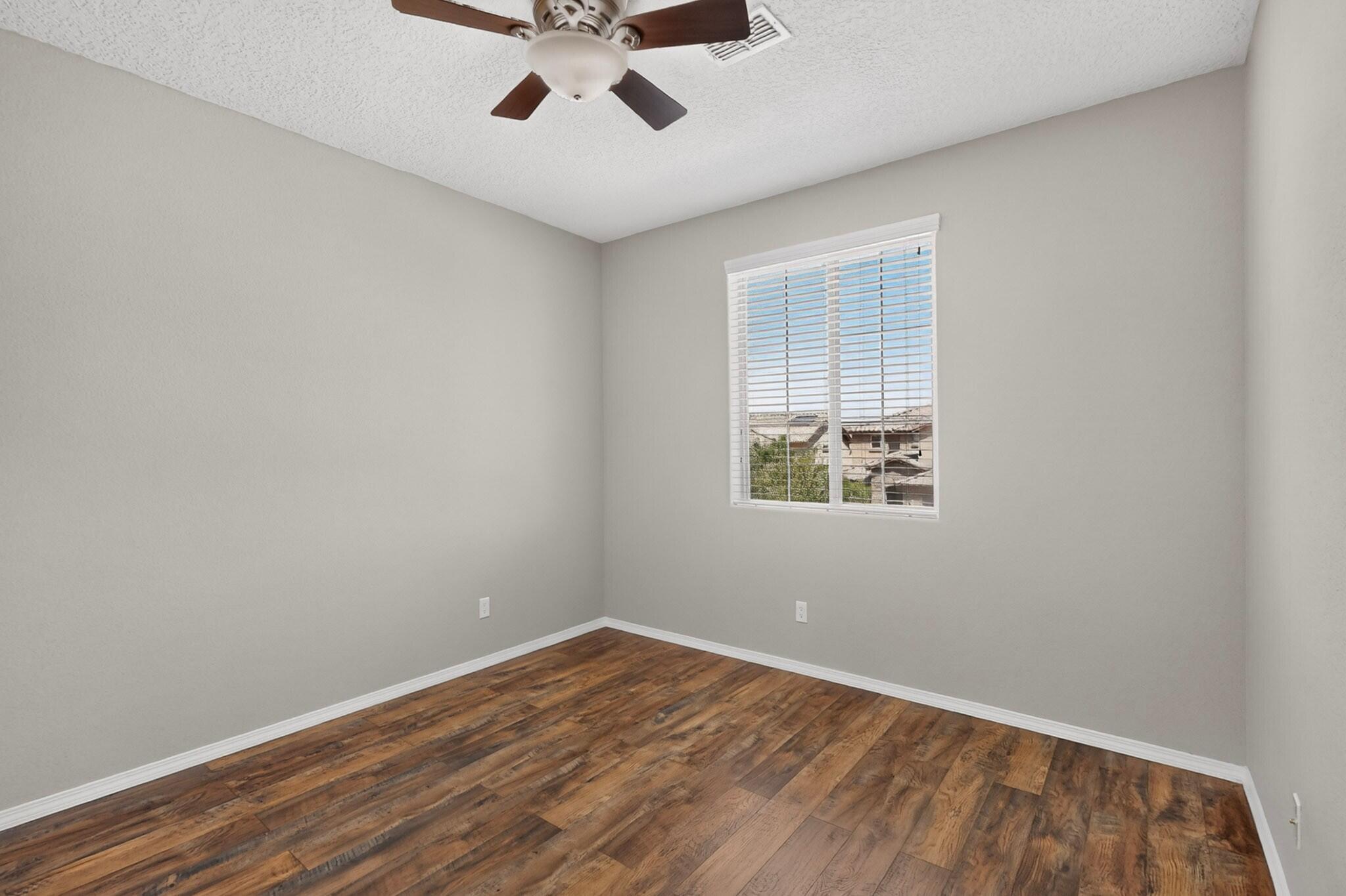 Photo 20 — 2716 Bayas Road SE
