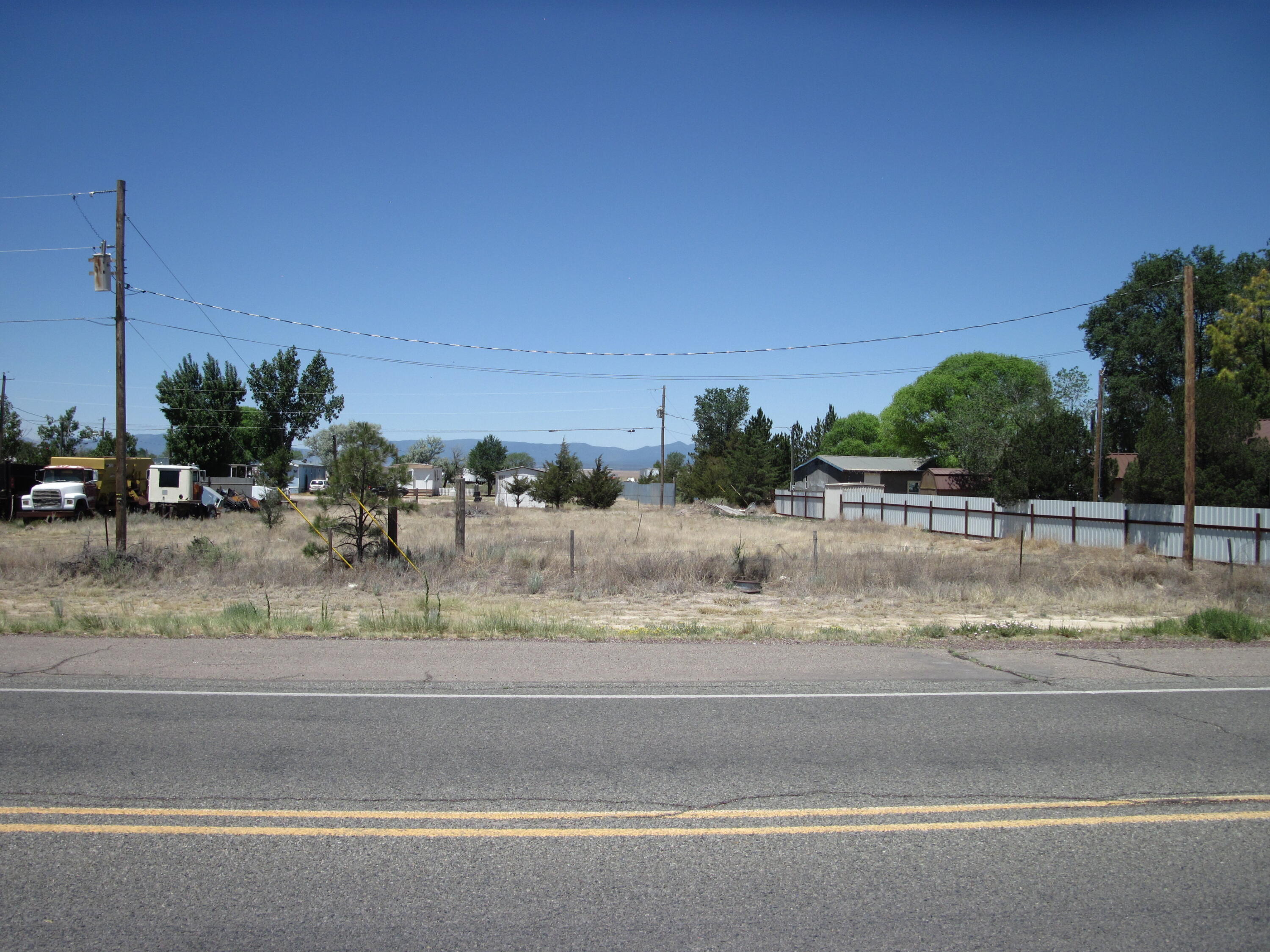 801 US 41, Estancia, NM 87016