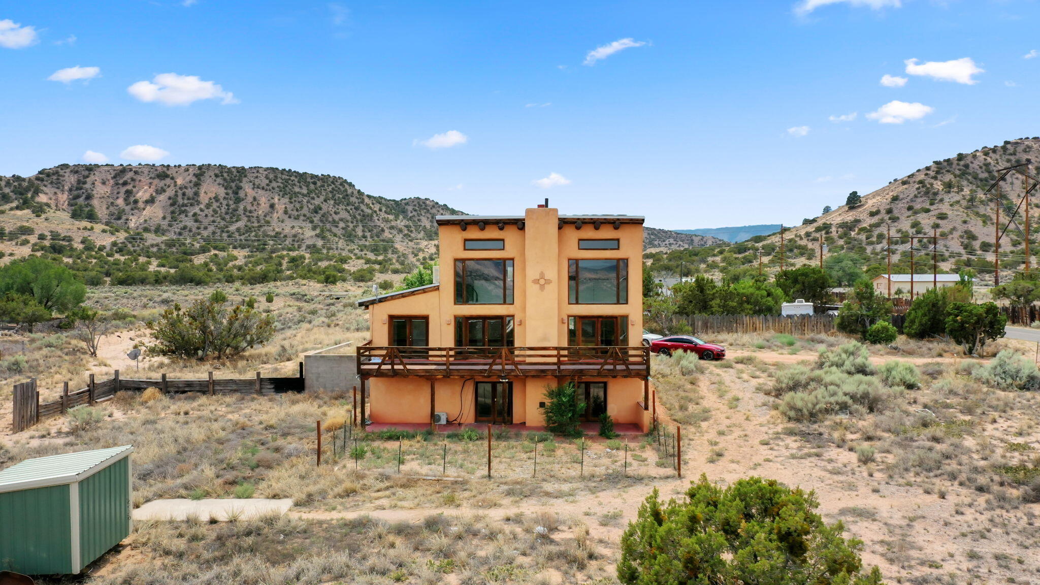 10 New Mexico State RD 233, Medanales, NM 87548