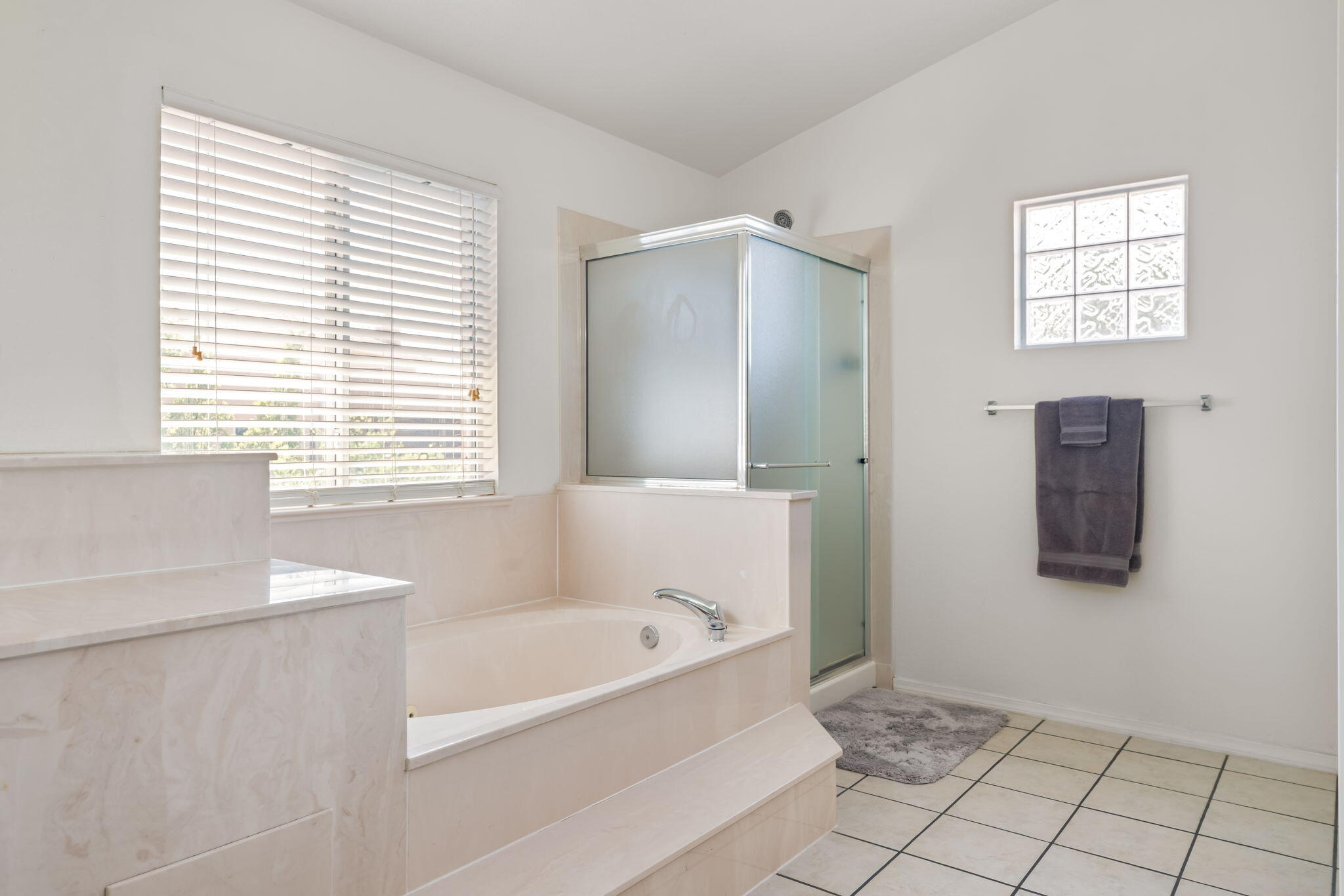 Photo 12 — 9929 Cameron Street NW